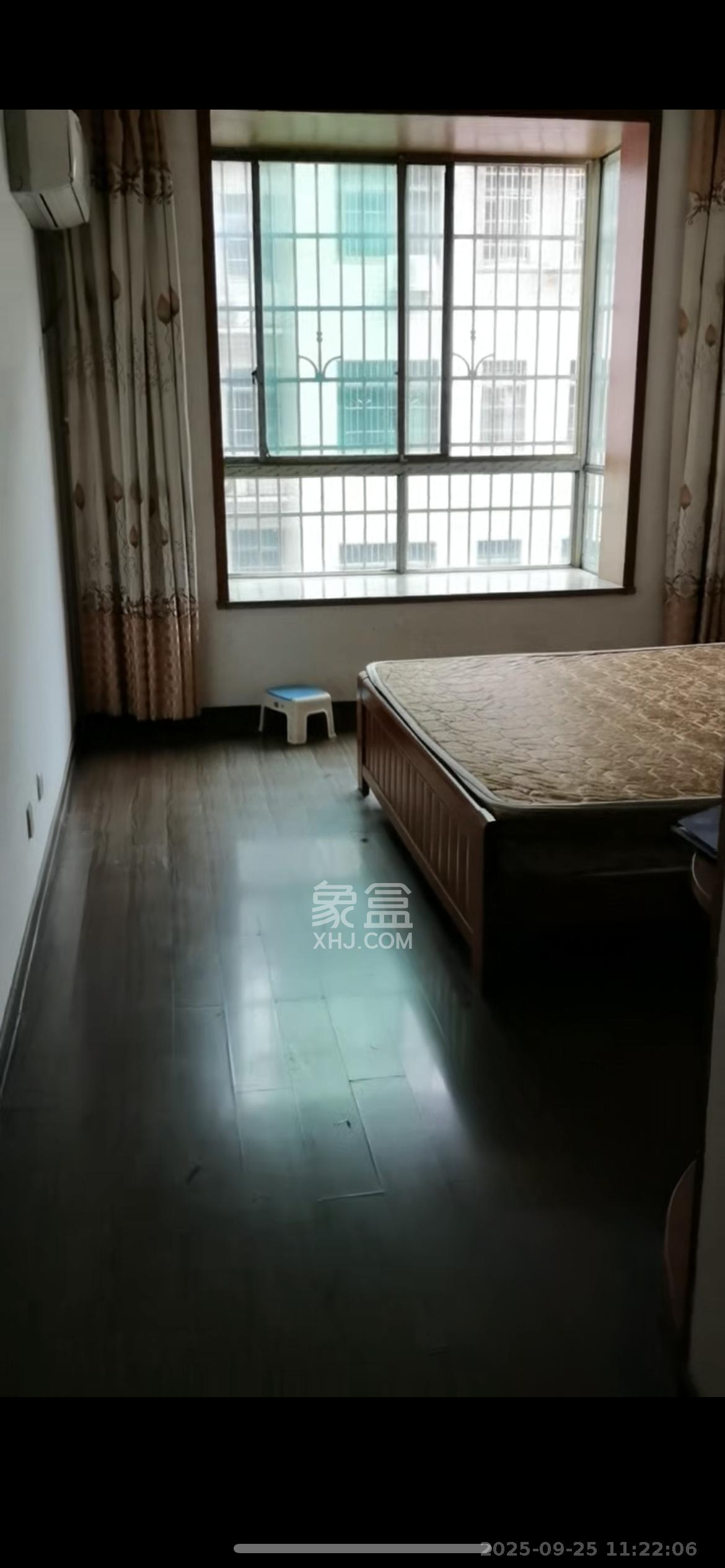 桃阳小区高层低层（安置小区）  3室2厅1卫   1500.00元/月室内图