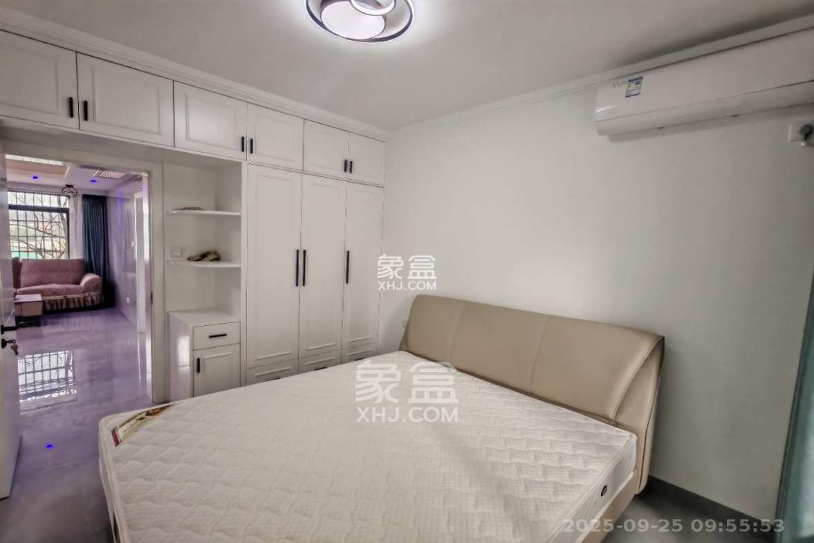 东岸梅园小区 2室2厅1卫 2400.00元/月 东岸梅园小区 2室2厅1卫 2400.00元/月室内图