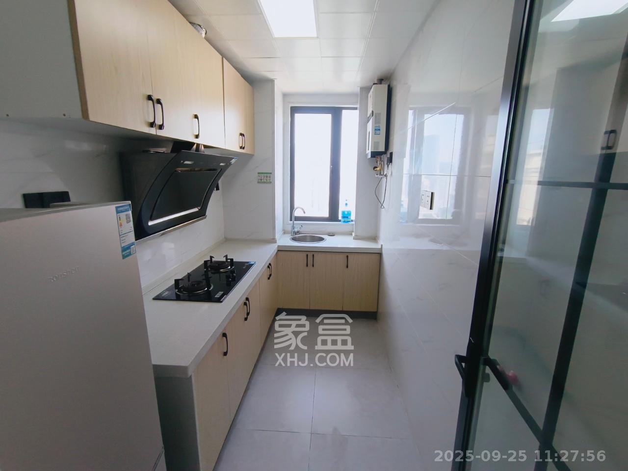 韭菜园嘉苑 3室2厅1卫 3200.0元/月 韭菜园嘉苑 3室2厅1卫 3200.0元/月室内图