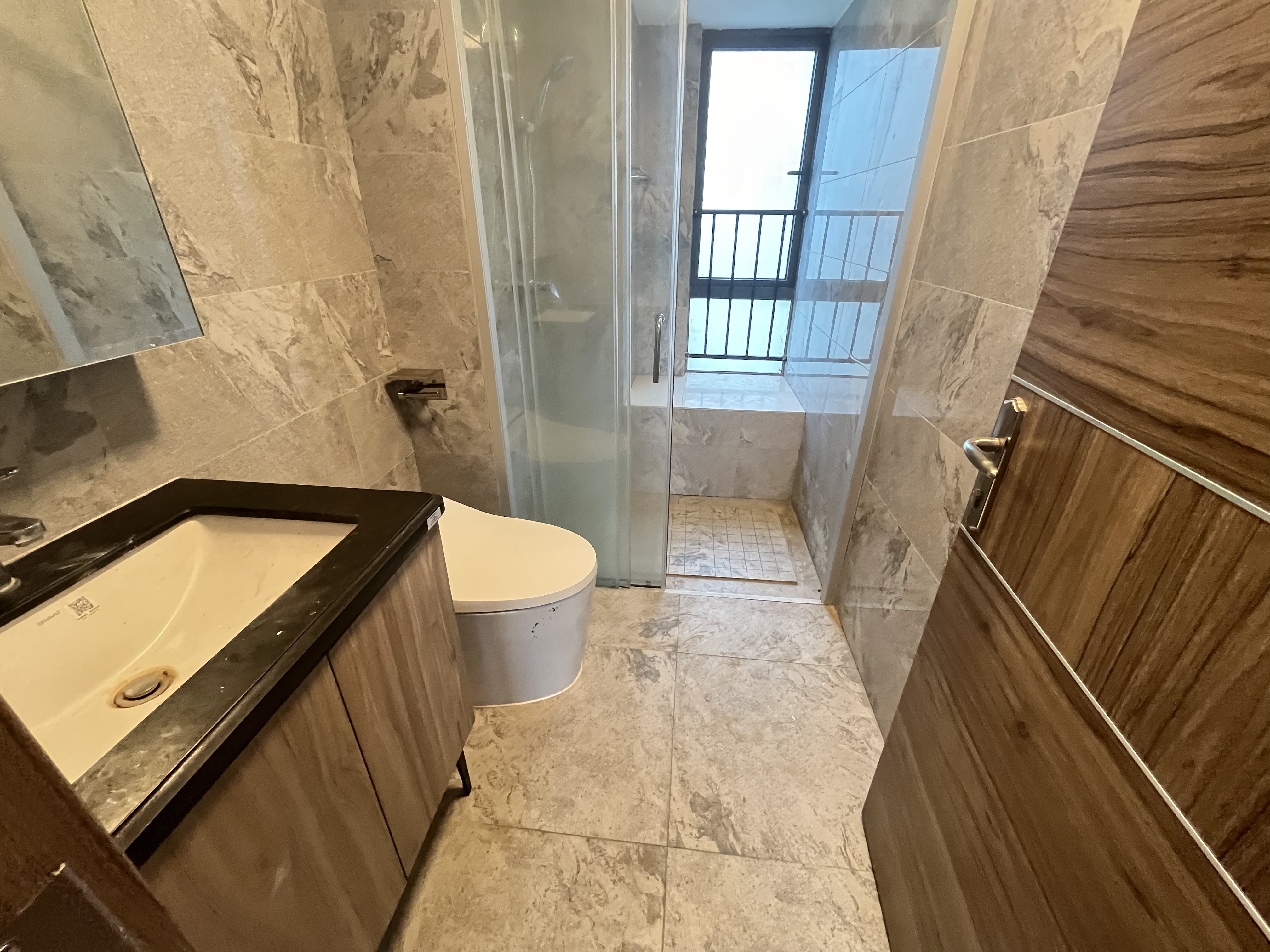 碧桂园公园上城 3室2厅2卫 2500.0元/月 碧桂园公园上城 3室2厅2卫 2500.0元/月室内图