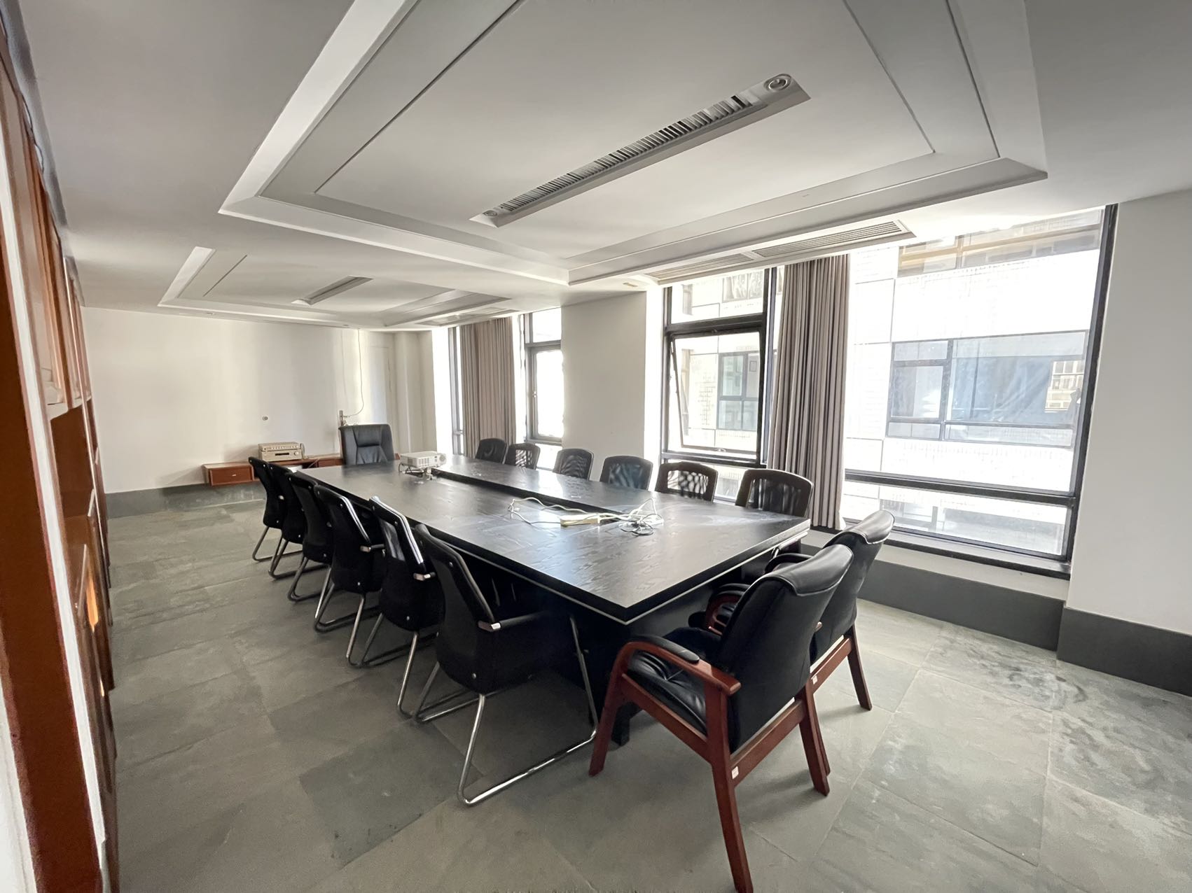 紫荆信息公寓 8室2厅2卫 17000.0元/月 紫荆信息公寓 8室2厅2卫 17000.0元/月室内图