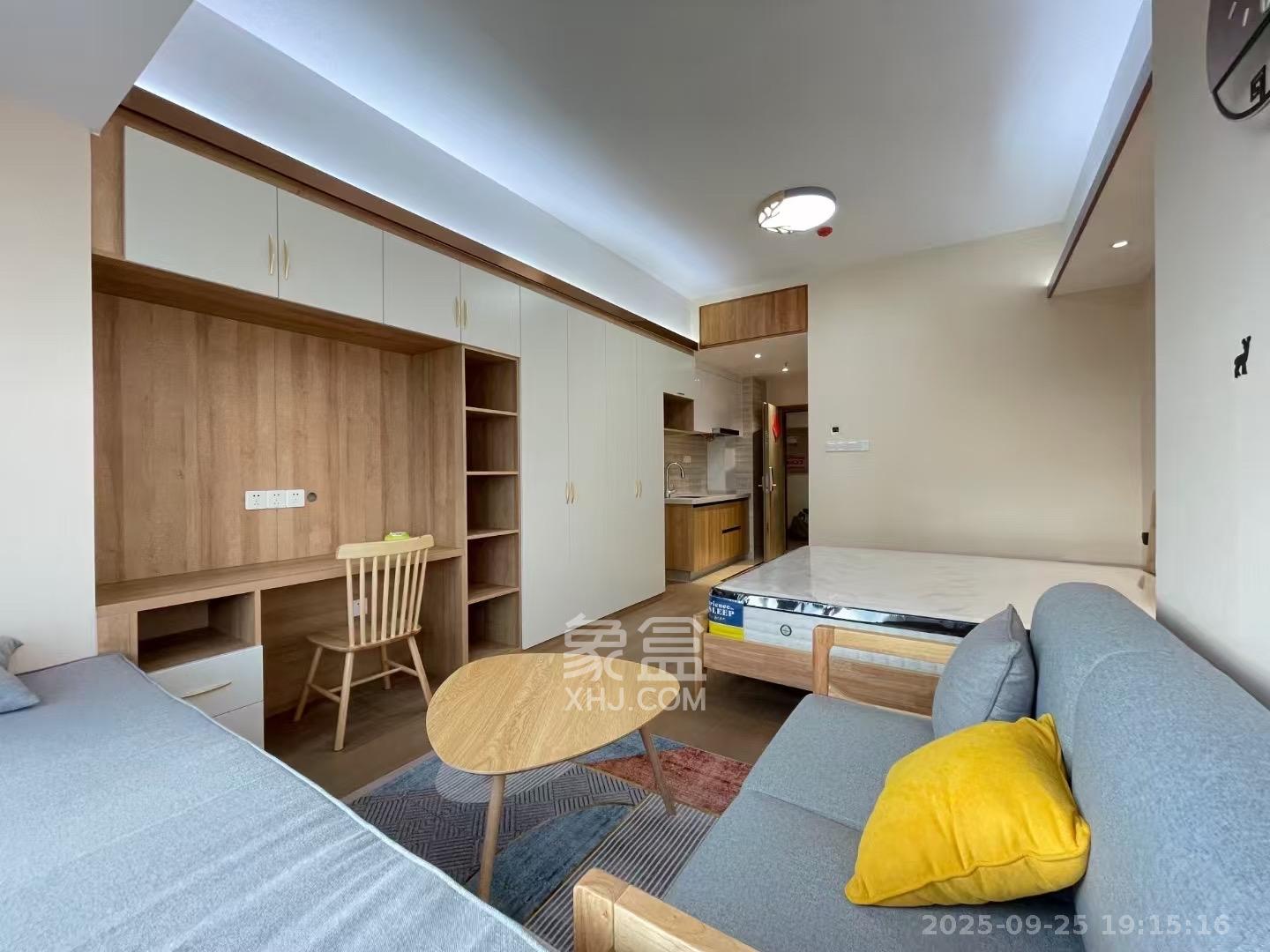 远洋外滩壹号 1室1厅1卫 2000.0元/月 远洋外滩壹号 1室1厅1卫 2000.0元/月室内图