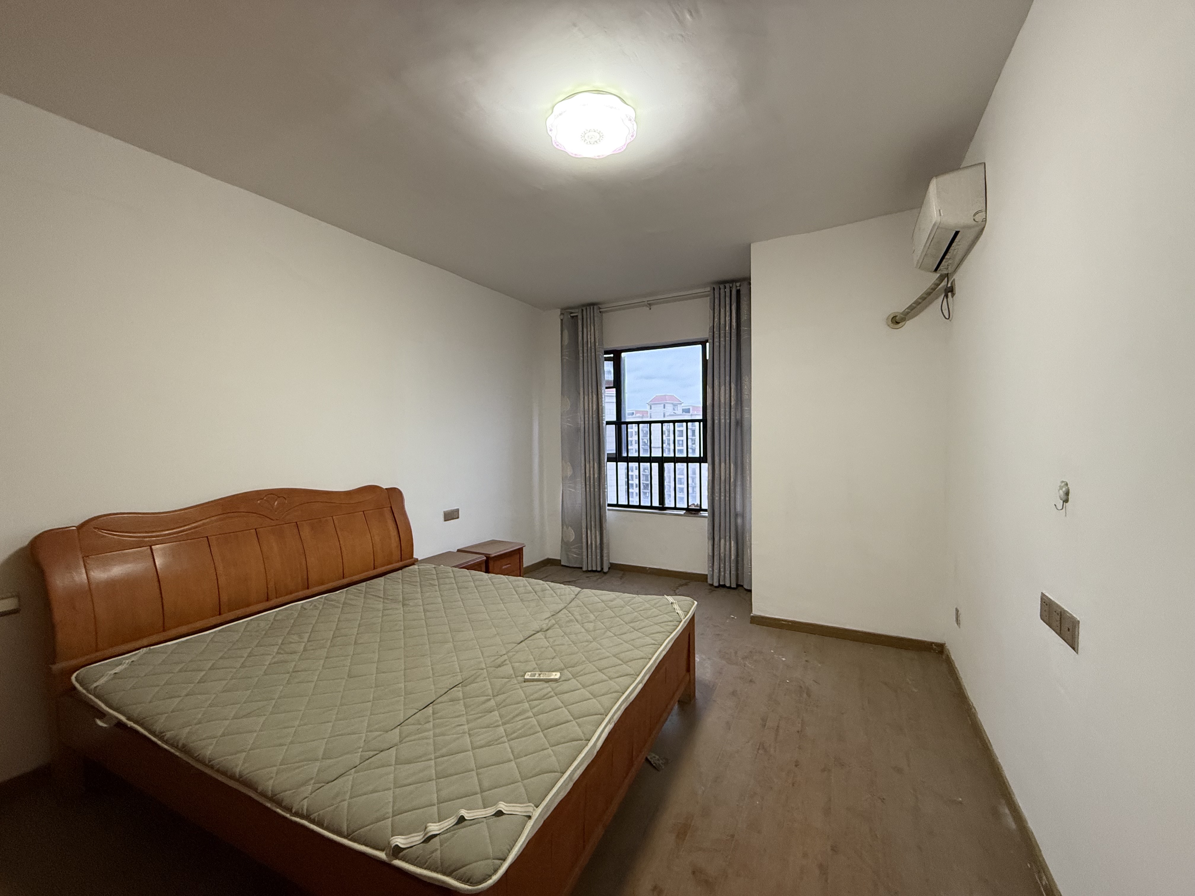 五江碧桂园城市广场  4室2厅2卫    2200.0元/月室内图