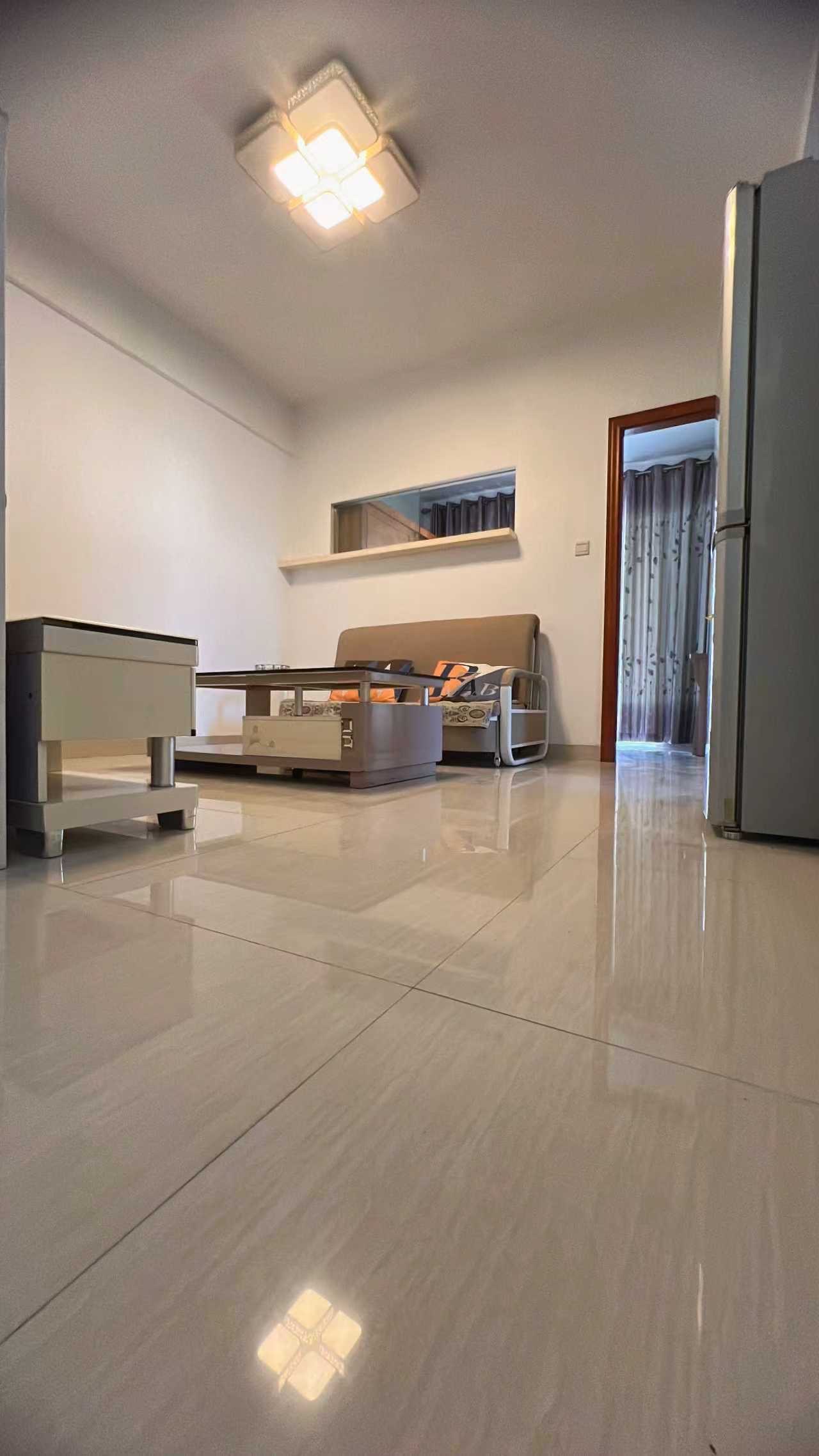 玉龙湾 2室1厅1卫 2200.0元/月 玉龙湾 2室1厅1卫 2200.0元/月室内图