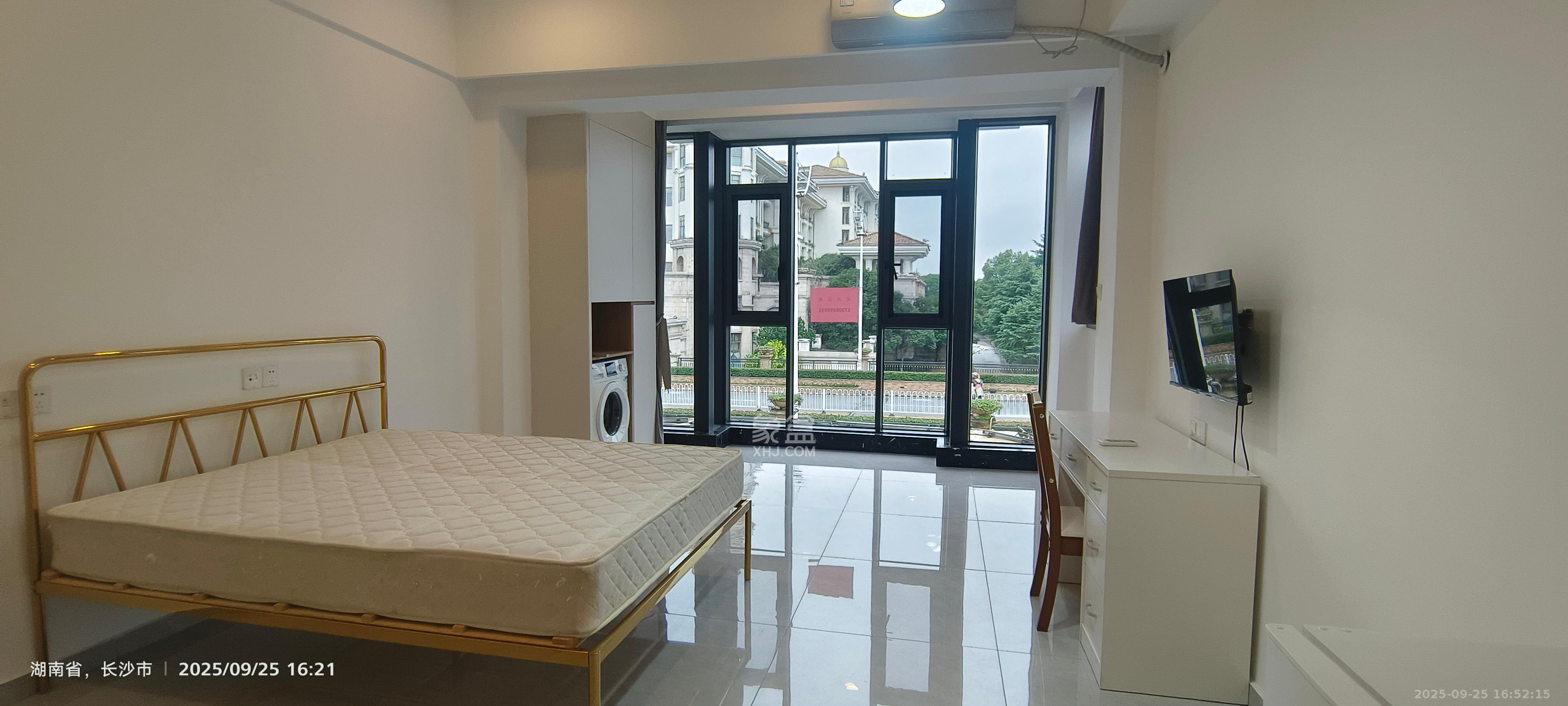 碧桂园威尼斯城 1室1厅1卫 1300.0元/月 碧桂园威尼斯城 1室1厅1卫 1300.0元/月室内图