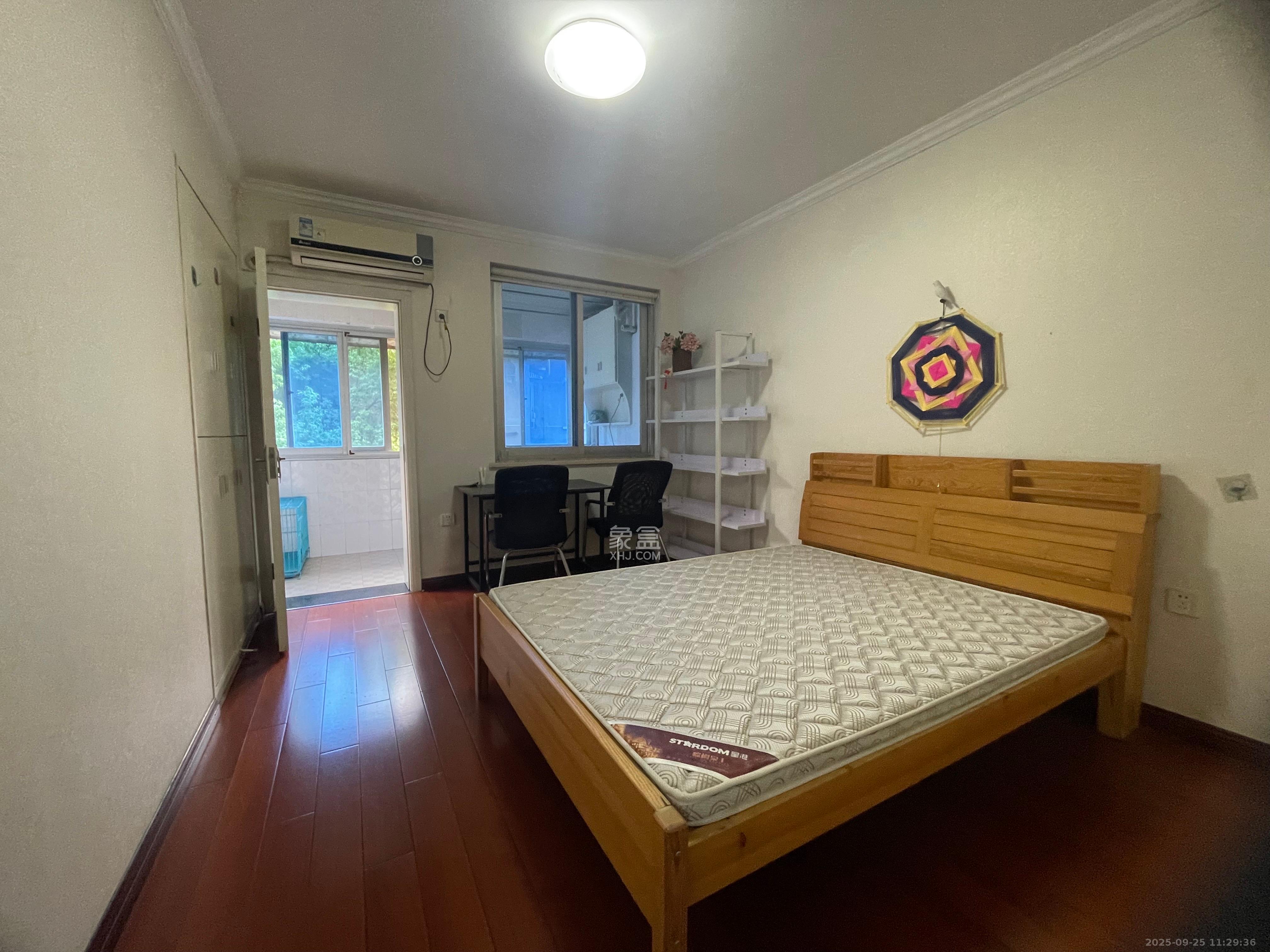 自来水设计公司宿舍 2室2厅1卫 2000.0元/月 自来水设计公司宿舍 2室2厅1卫 2000.0元/月室内图