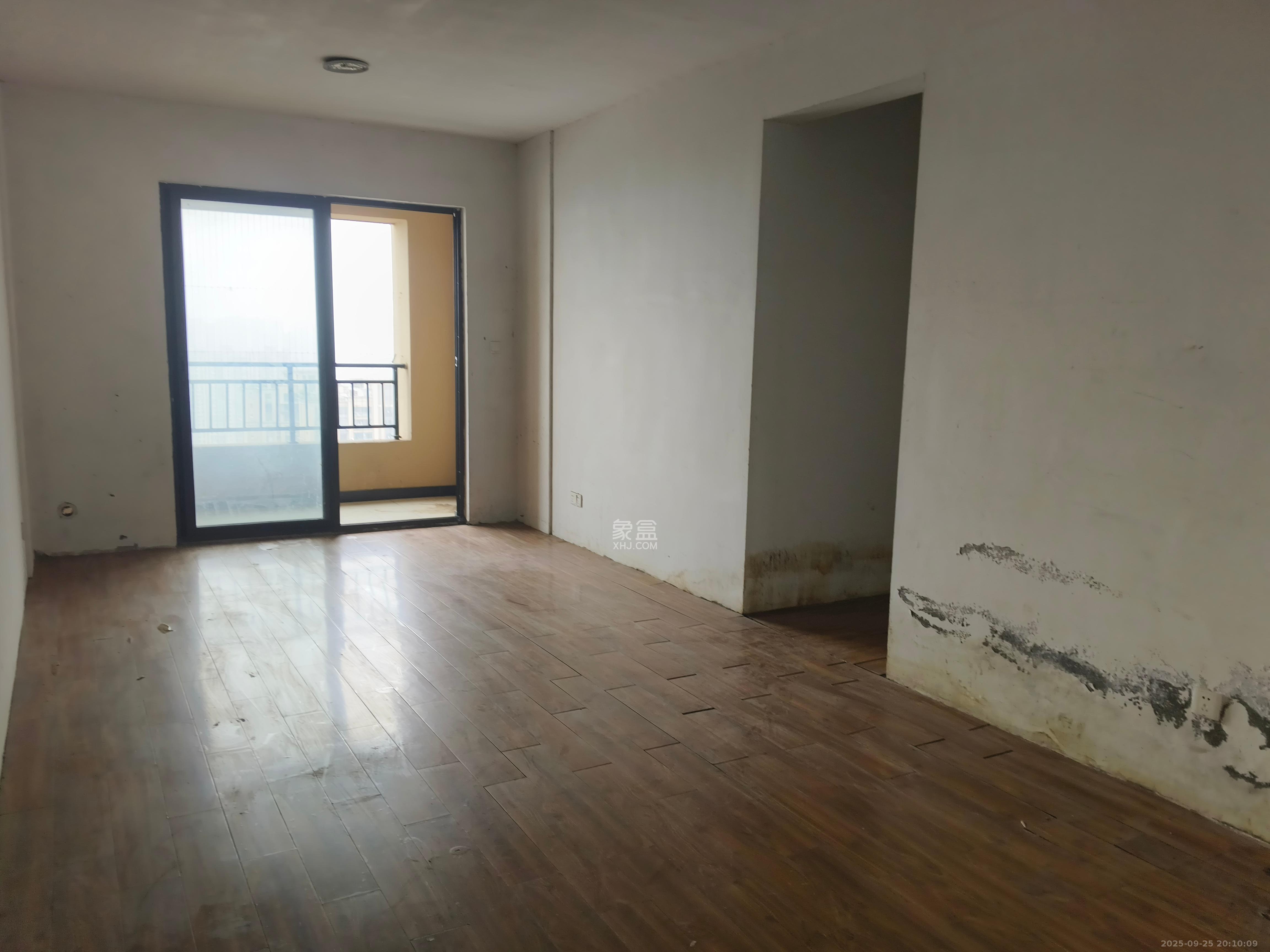 阳光城尚东湾青云苑 3室2厅1卫 2000.0元/月 阳光城尚东湾青云苑 3室2厅1卫 2000.0元/月室内图