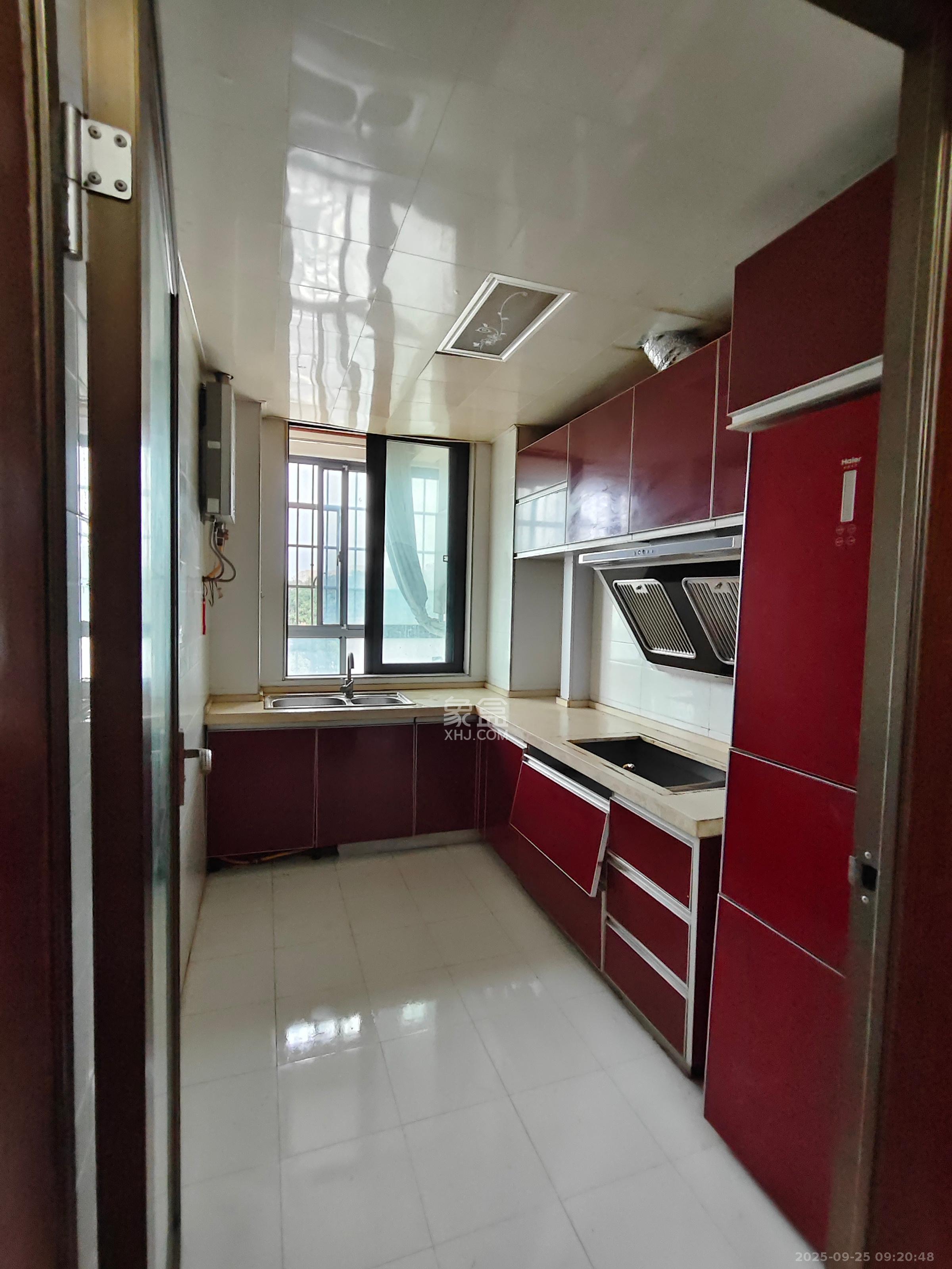 山水嘉园  3室2厅1卫    1780.0元/月室内图