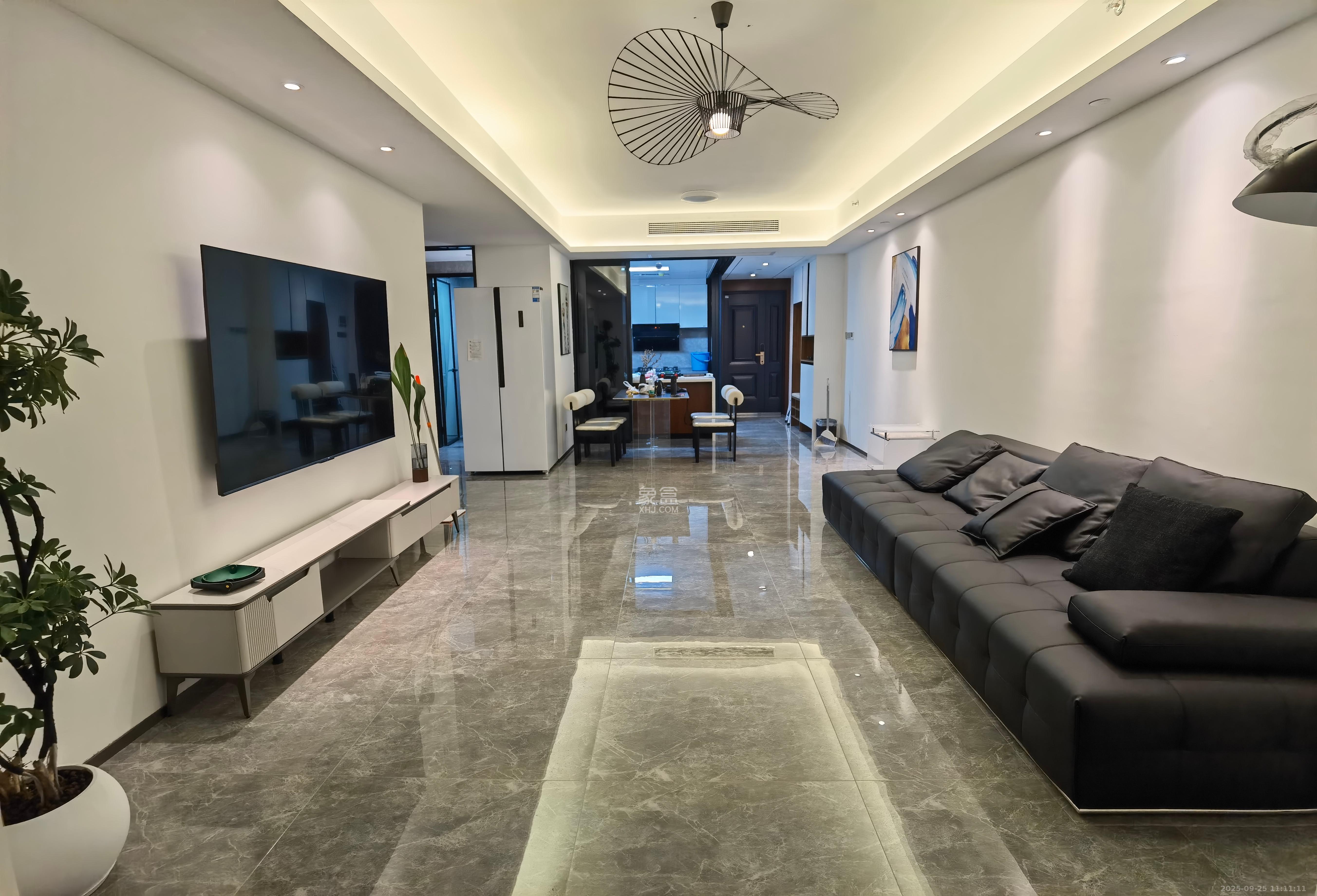 北辰瀚江府  3室2厅2卫    8500.0元/月室内图