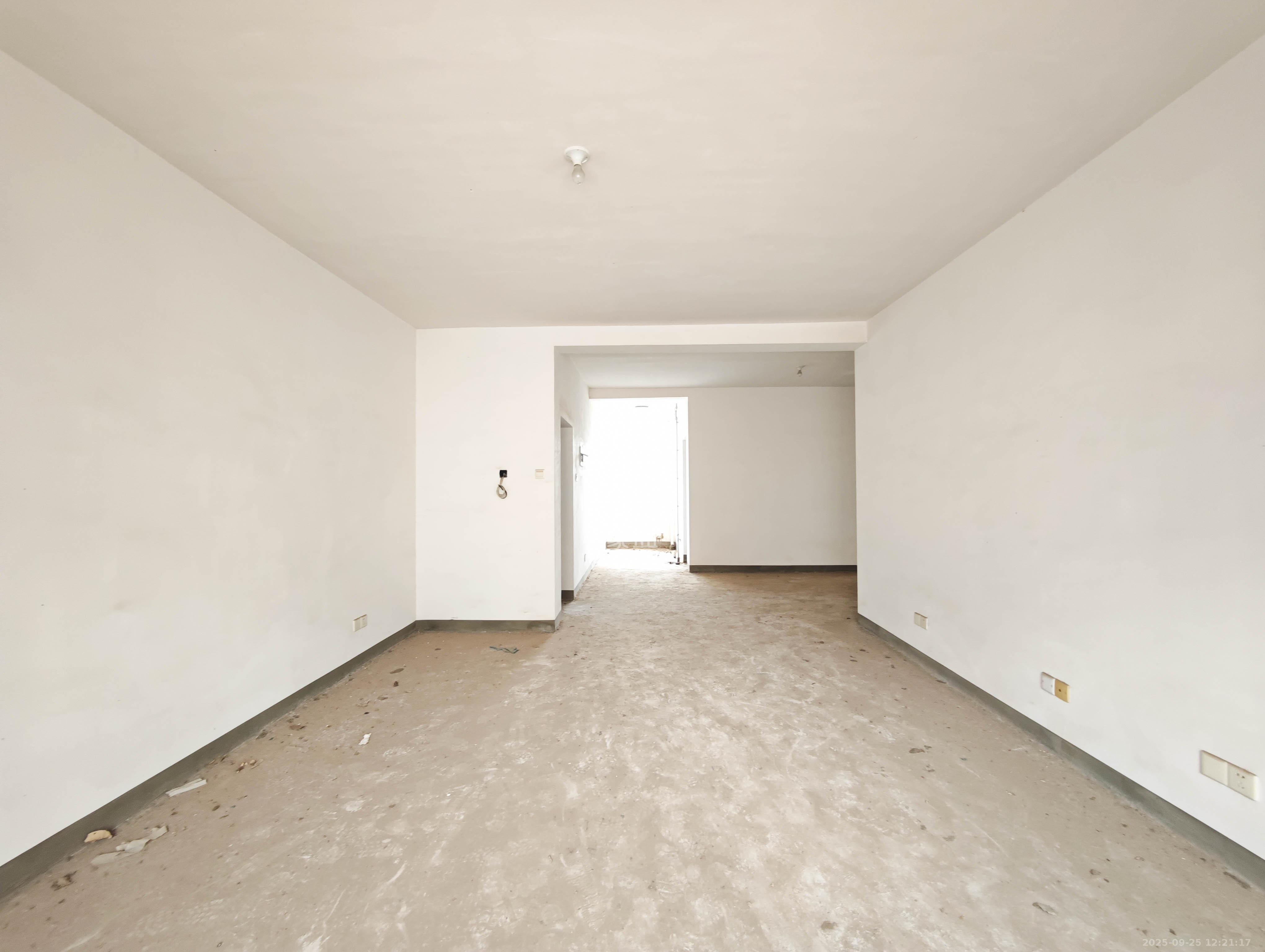 同升湖白竹水乡 3室2厅2卫 55.0万 同升湖白竹水乡 3室2厅2卫 55.0万客厅