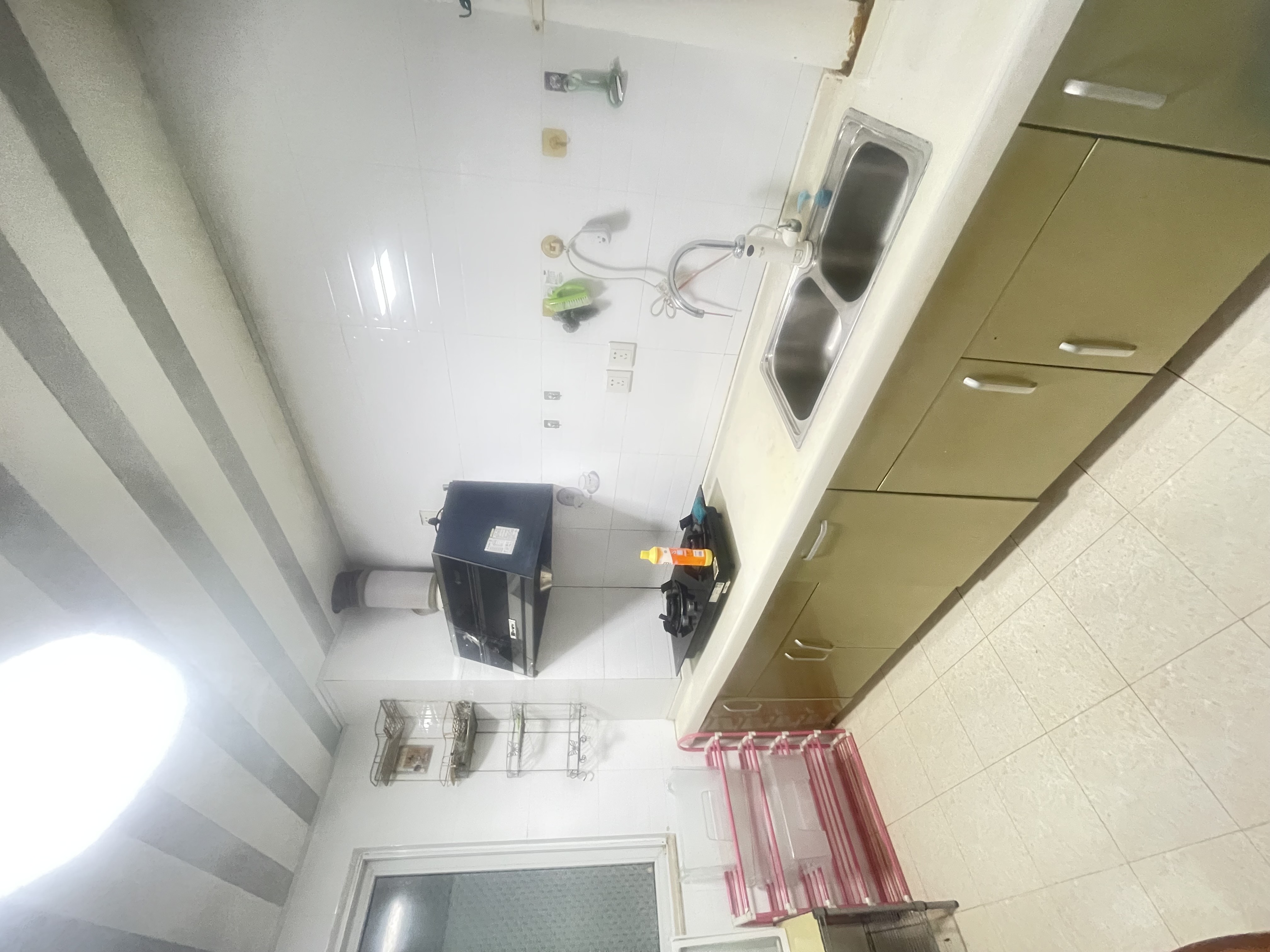 南亚广场 2室2厅1卫 2300.0元/月 南亚广场 2室2厅1卫 2300.0元/月室内图