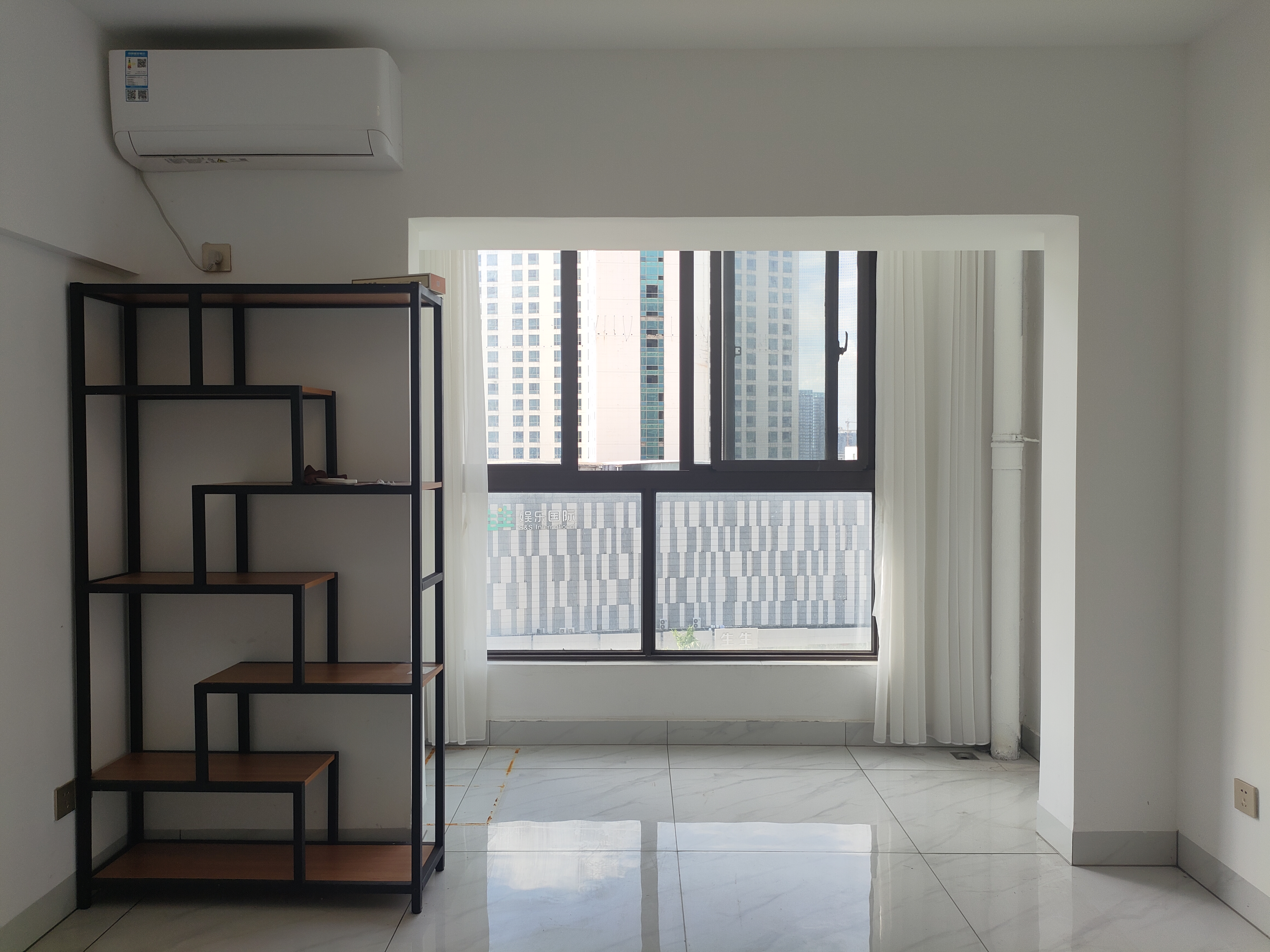 绿地海德公馆 2室2厅2卫 2500.0元/月 绿地海德公馆 2室2厅2卫 2500.0元/月室内图