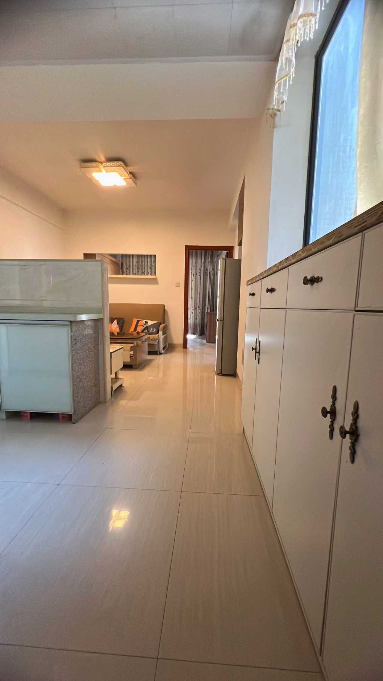 玉龙湾 2室1厅1卫 2200.0元/月 玉龙湾 2室1厅1卫 2200.0元/月室内图