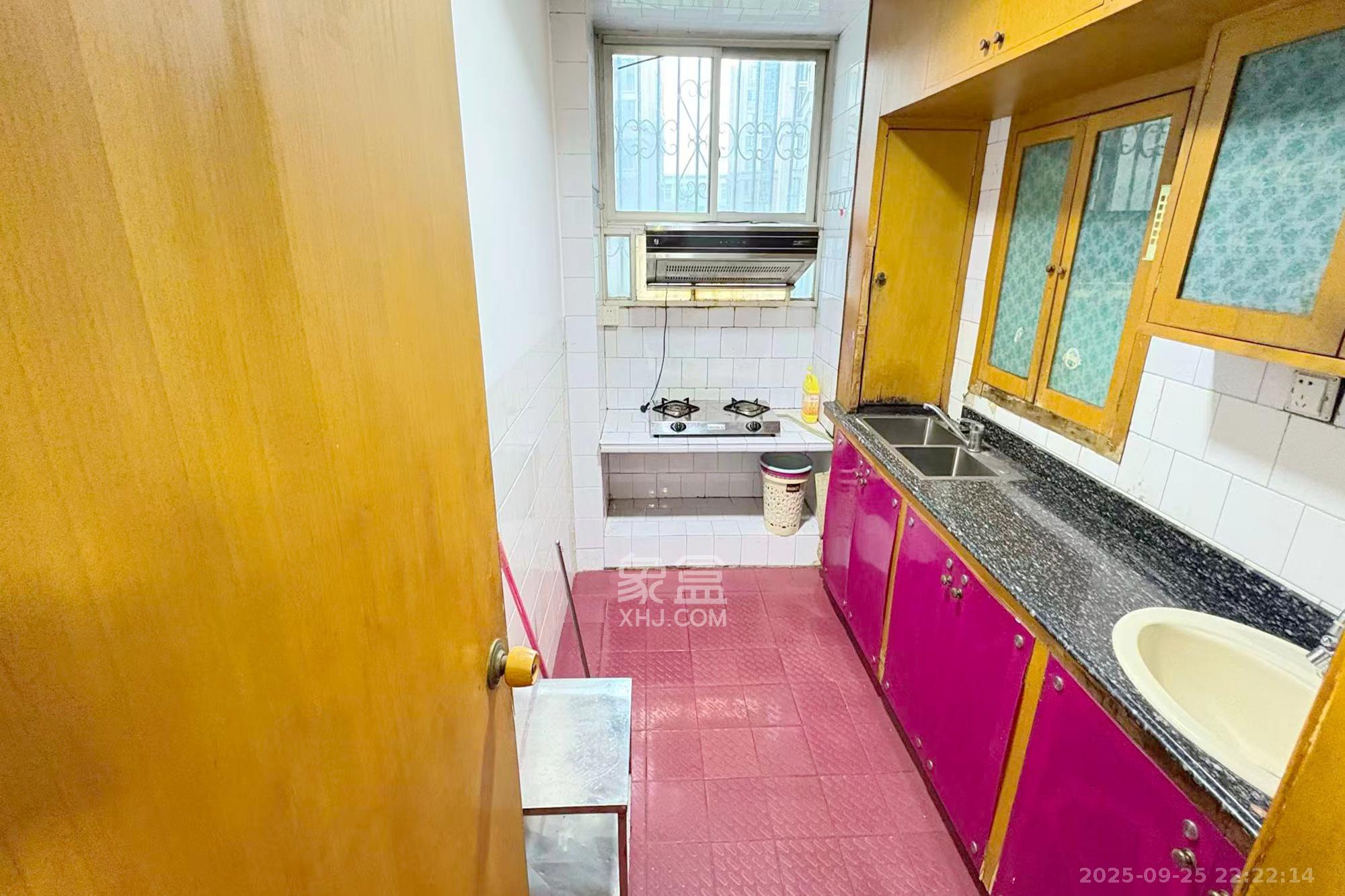 省政府五所 2室1厅1卫 58.0万 省政府五所 2室1厅1卫 58.0万厨房