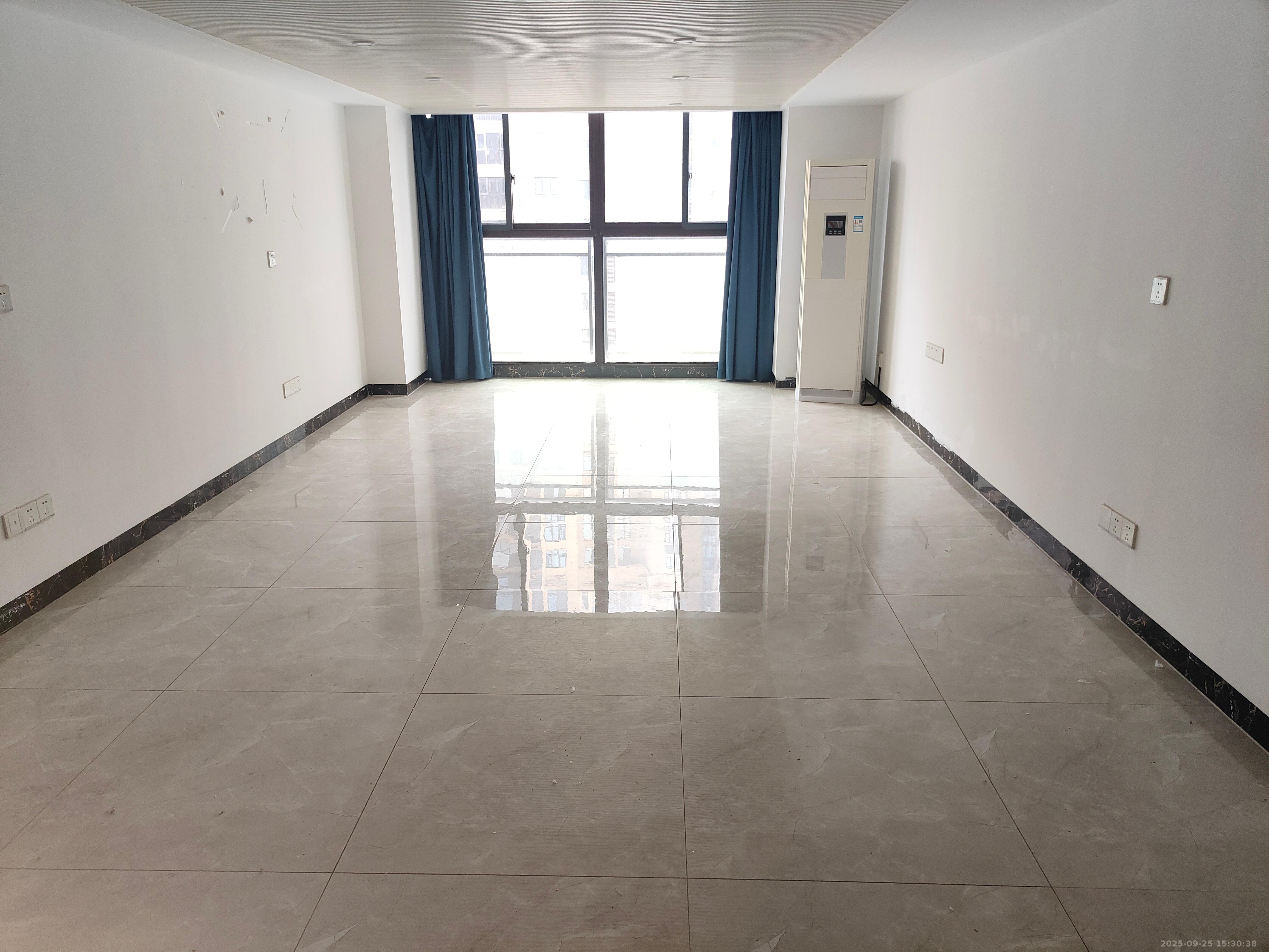 金科时代中心 1室1厅1卫 1300.0元/月 金科时代中心 1室1厅1卫 1300.0元/月室内图