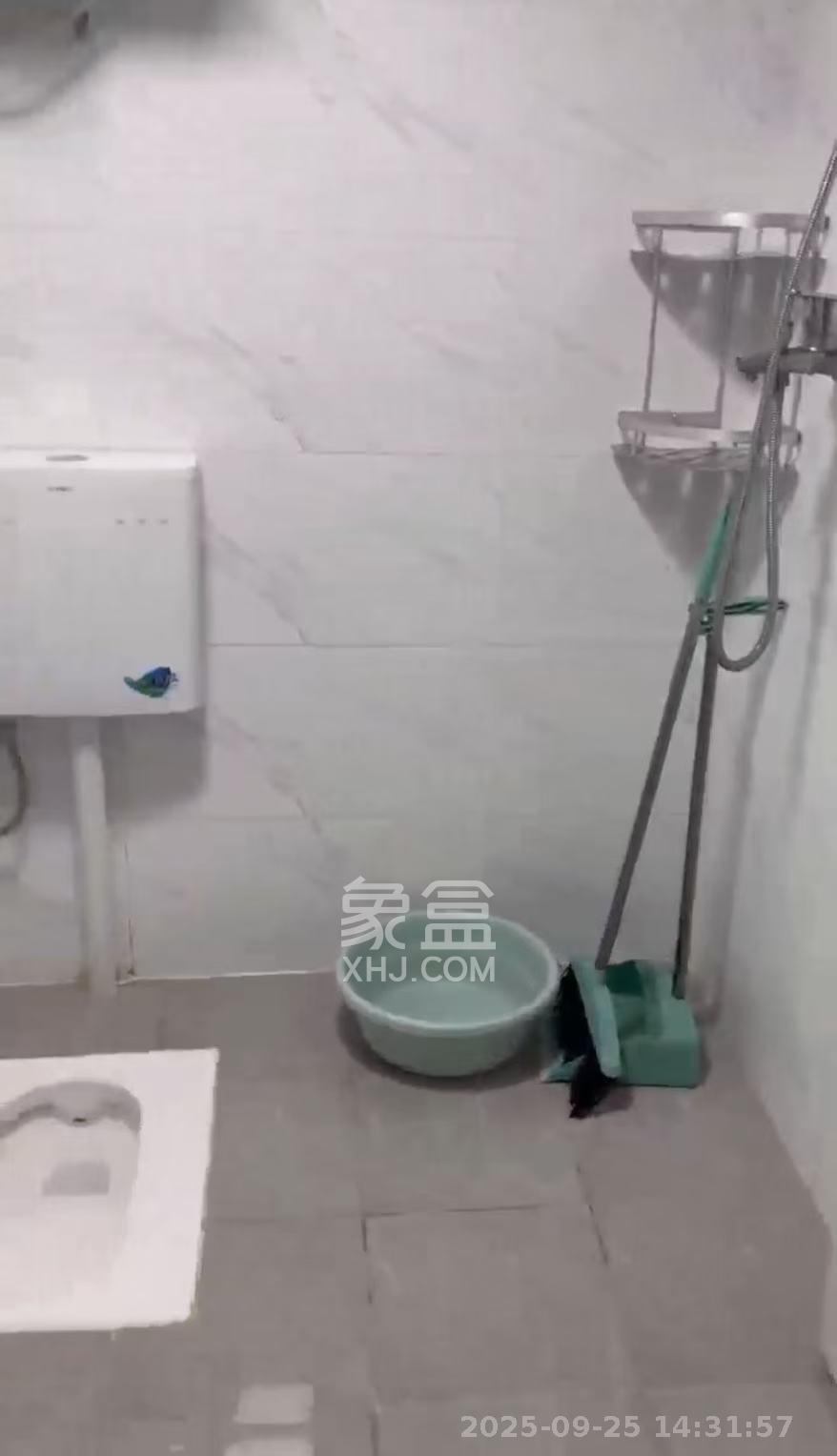 润和国际广场 1室1厅1卫 1600.0元/月 润和国际广场 1室1厅1卫 1600.0元/月室内图