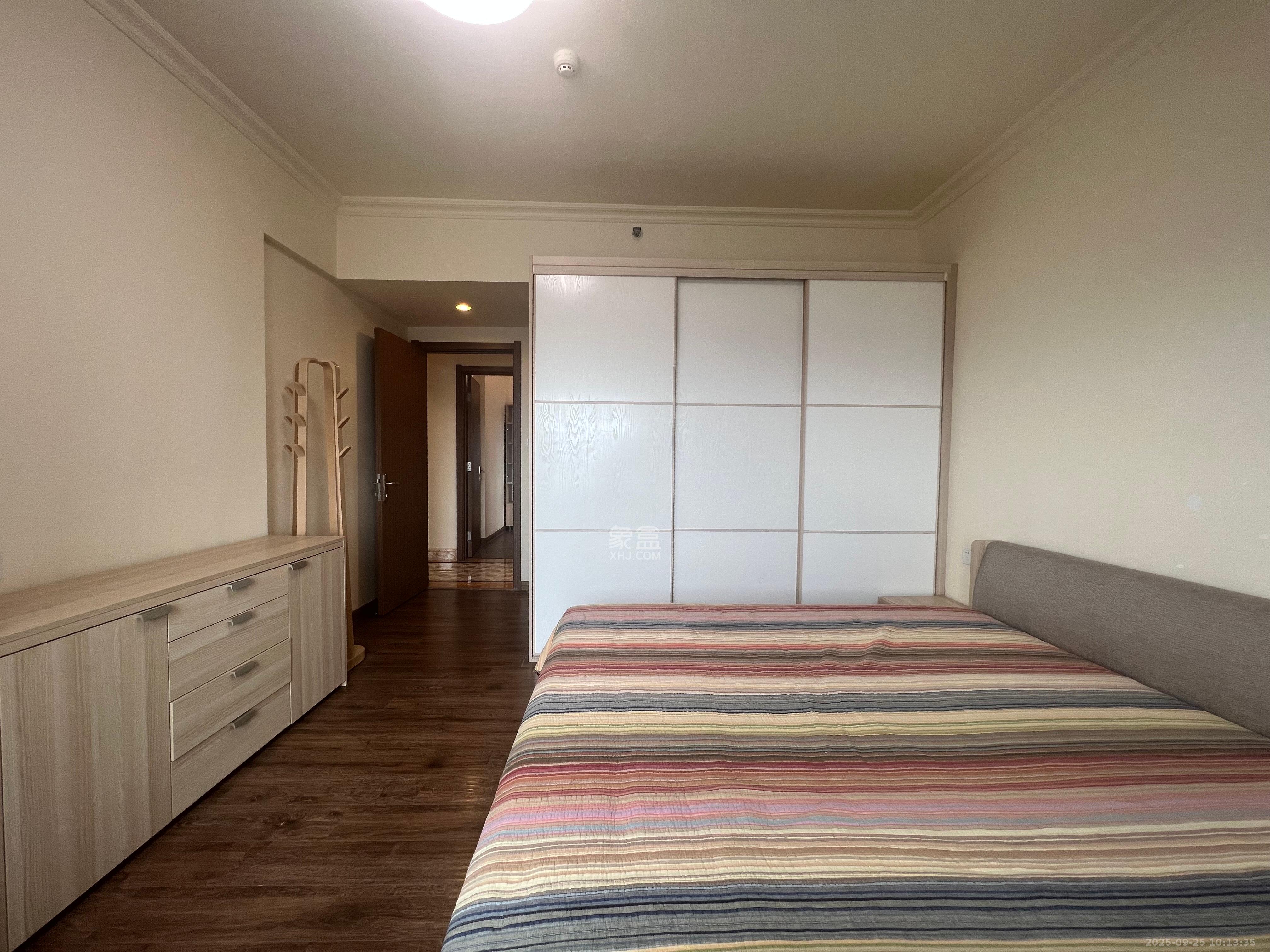 碧桂园威尼斯城 3室2厅2卫 3800.0元/月 碧桂园威尼斯城 3室2厅2卫 3800.0元/月室内图