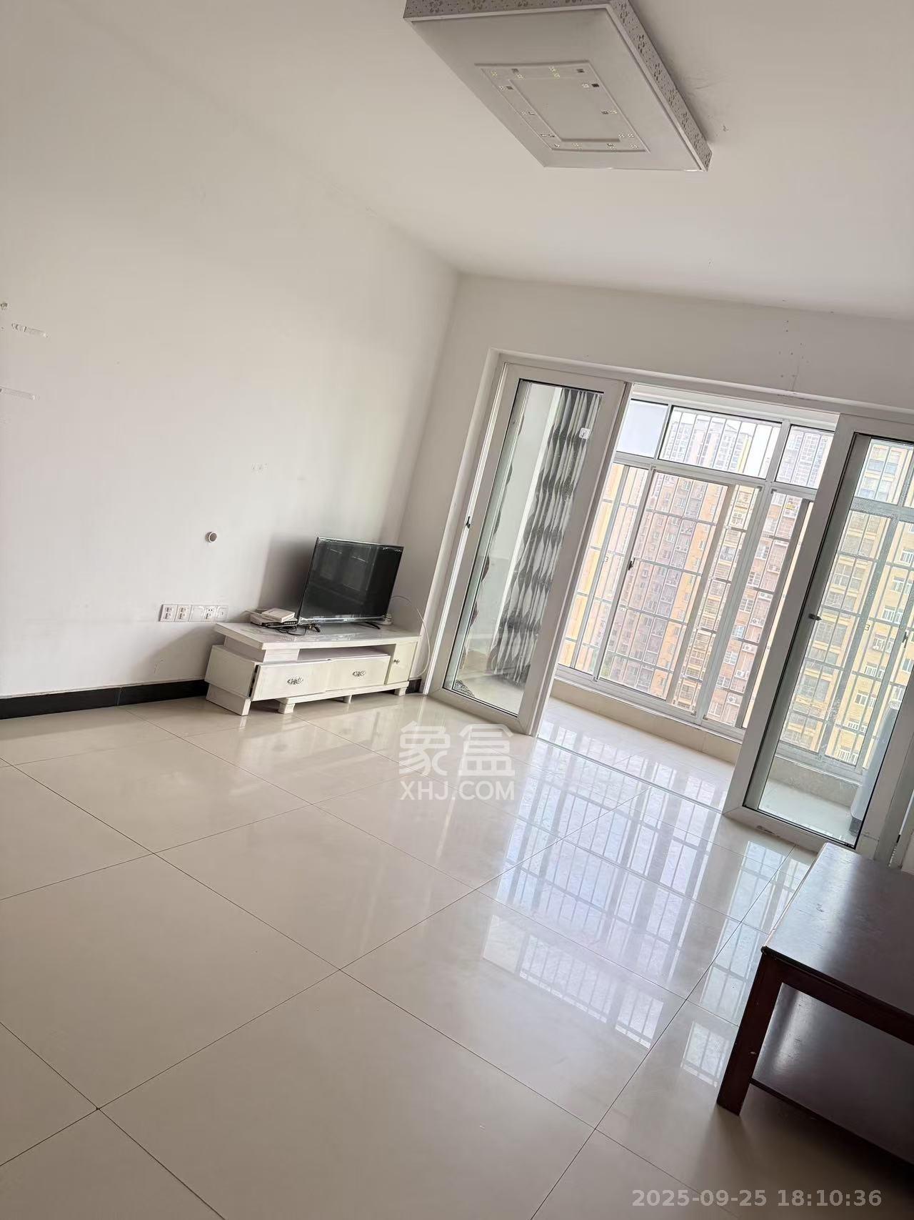 和沁园 3室2厅1卫 2100.0元/月 和沁园 3室2厅1卫 2100.0元/月室内图