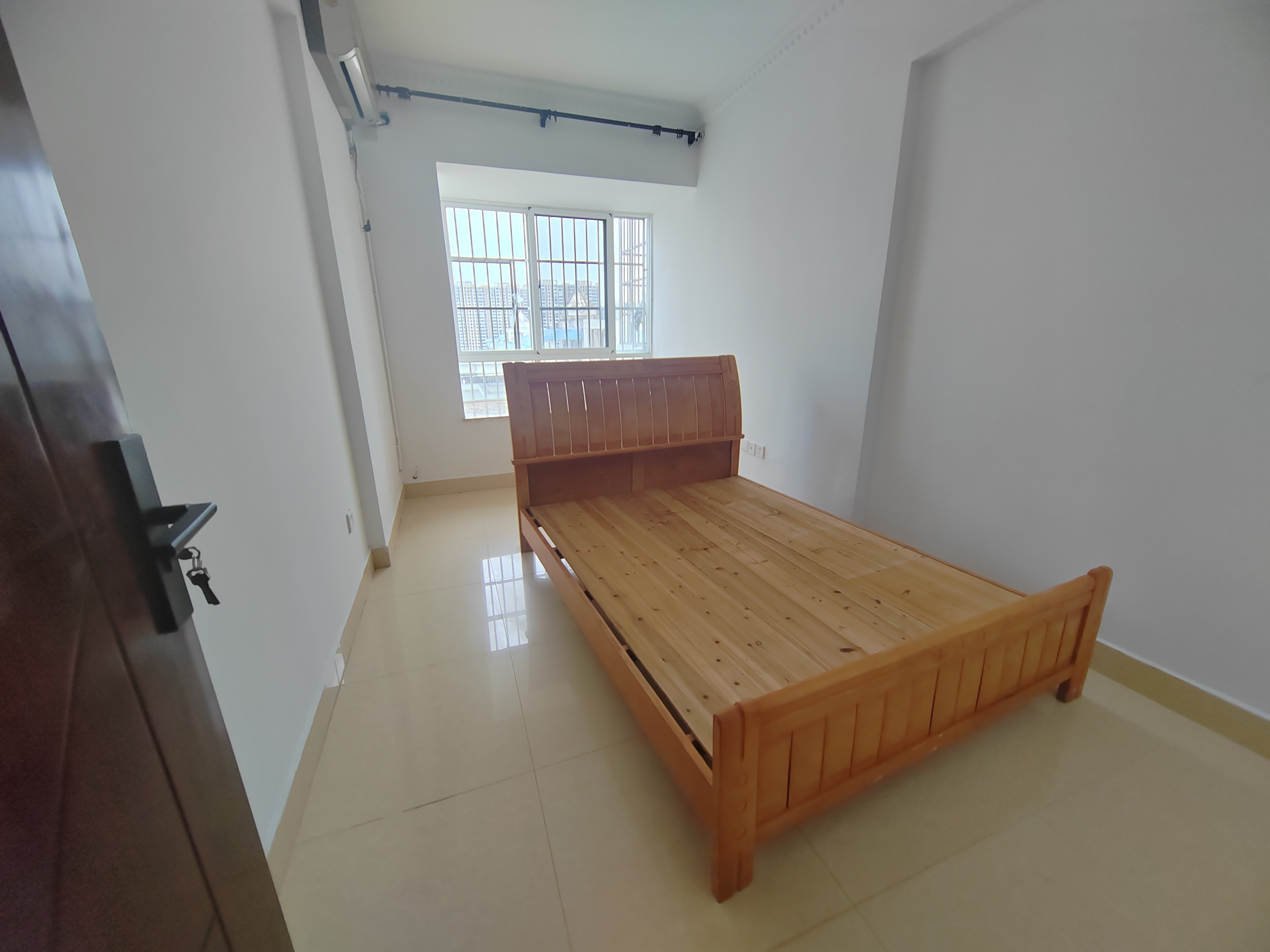 沁雅家园  3室2厅2卫    2700.0元/月室内图