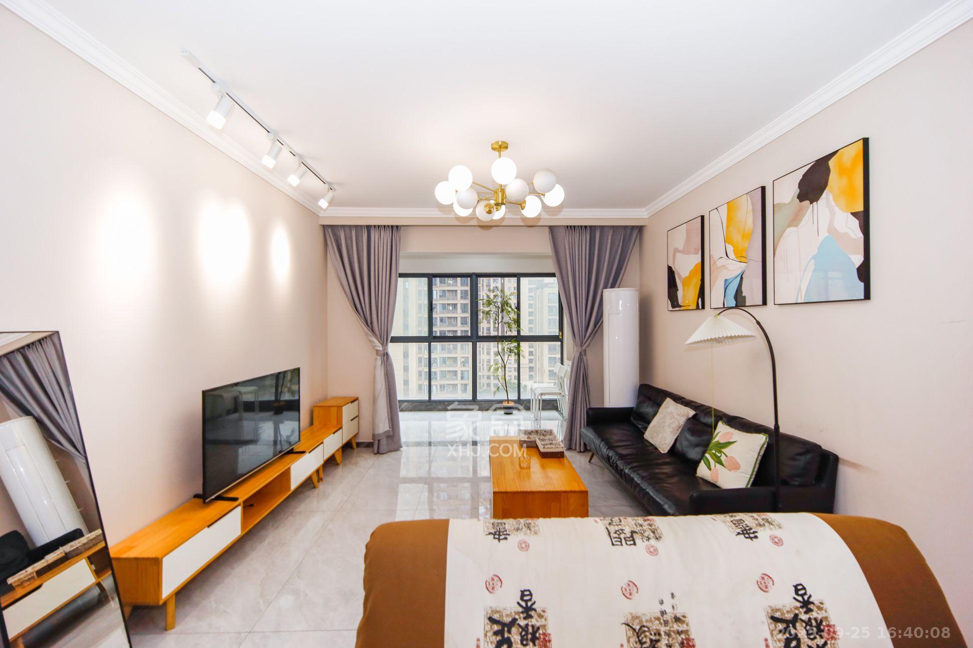 华润翡翠府 3室2厅2卫 3500.0元/月 华润翡翠府 3室2厅2卫 3500.0元/月室内图