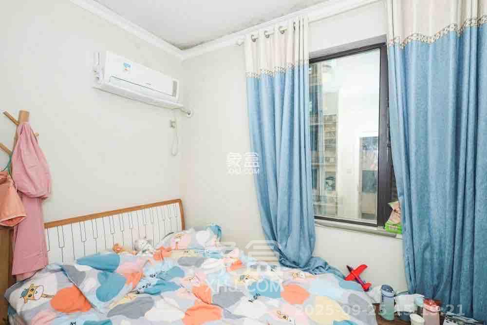 麓谷星辰  2室2厅1卫   2500.00元/月室内图
