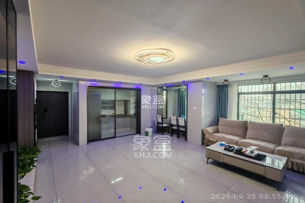 东岸梅园小区 2室2厅1卫 2400.00元/月 东岸梅园小区 2室2厅1卫 2400.00元/月室内图