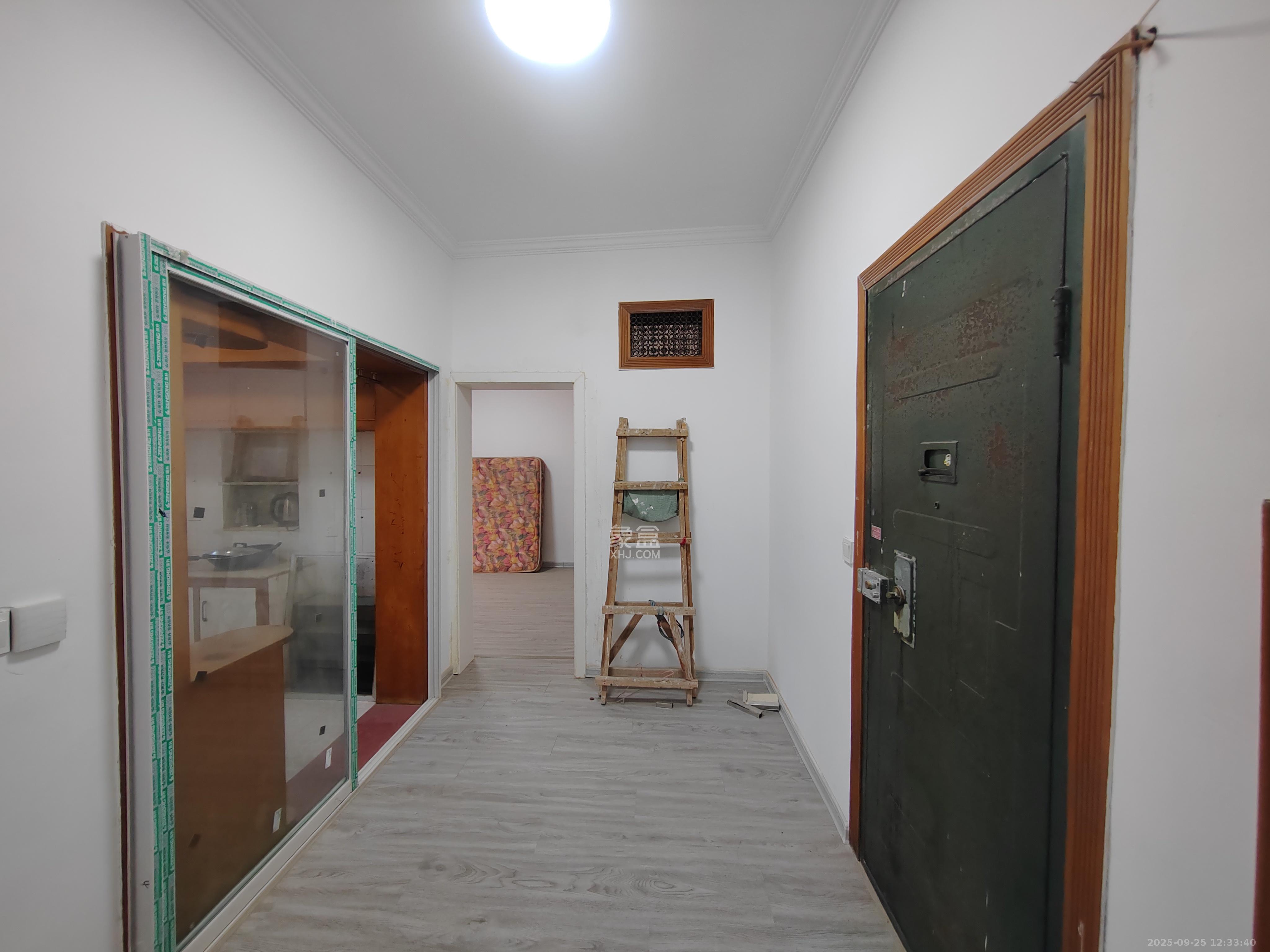 长沙市药材公司（太平街94号）  2室0厅1卫   1300.00元/月
