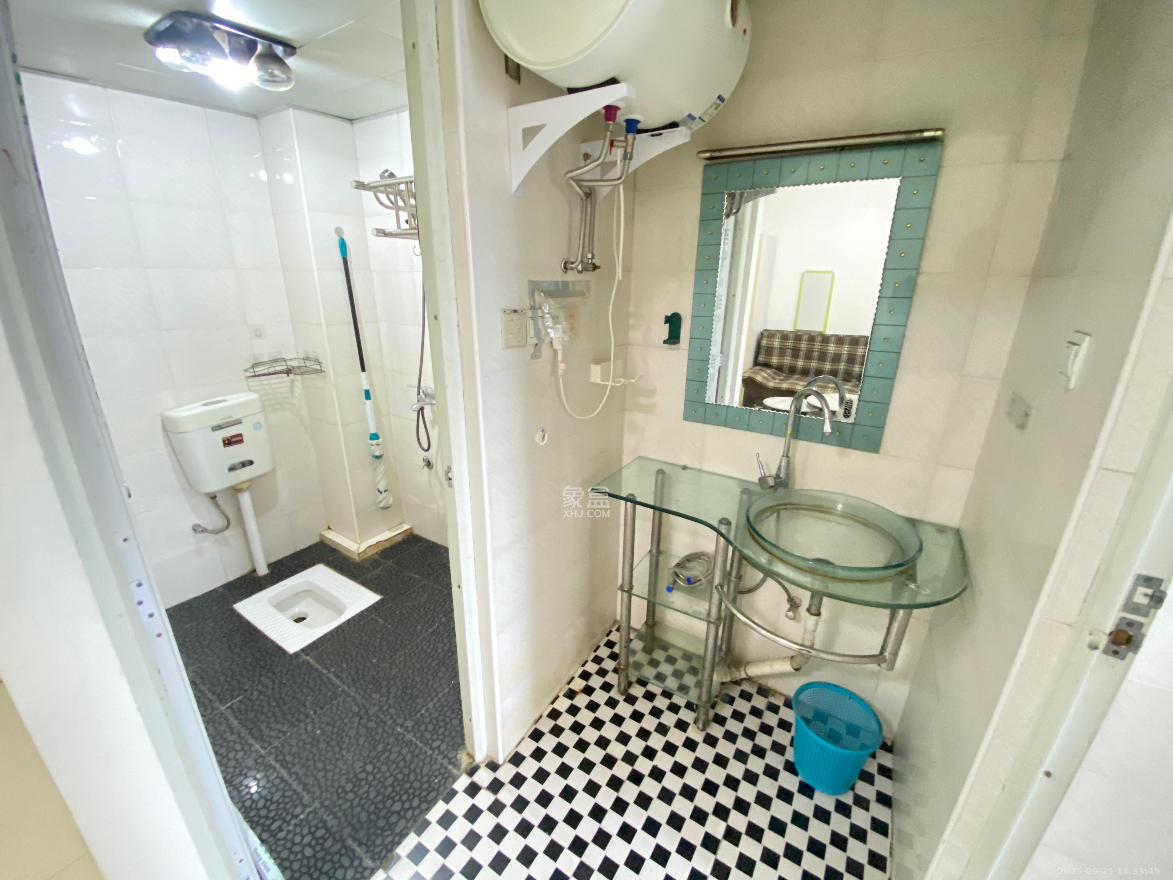 中远公馆  1室1厅1卫    1300.0元/月室内图