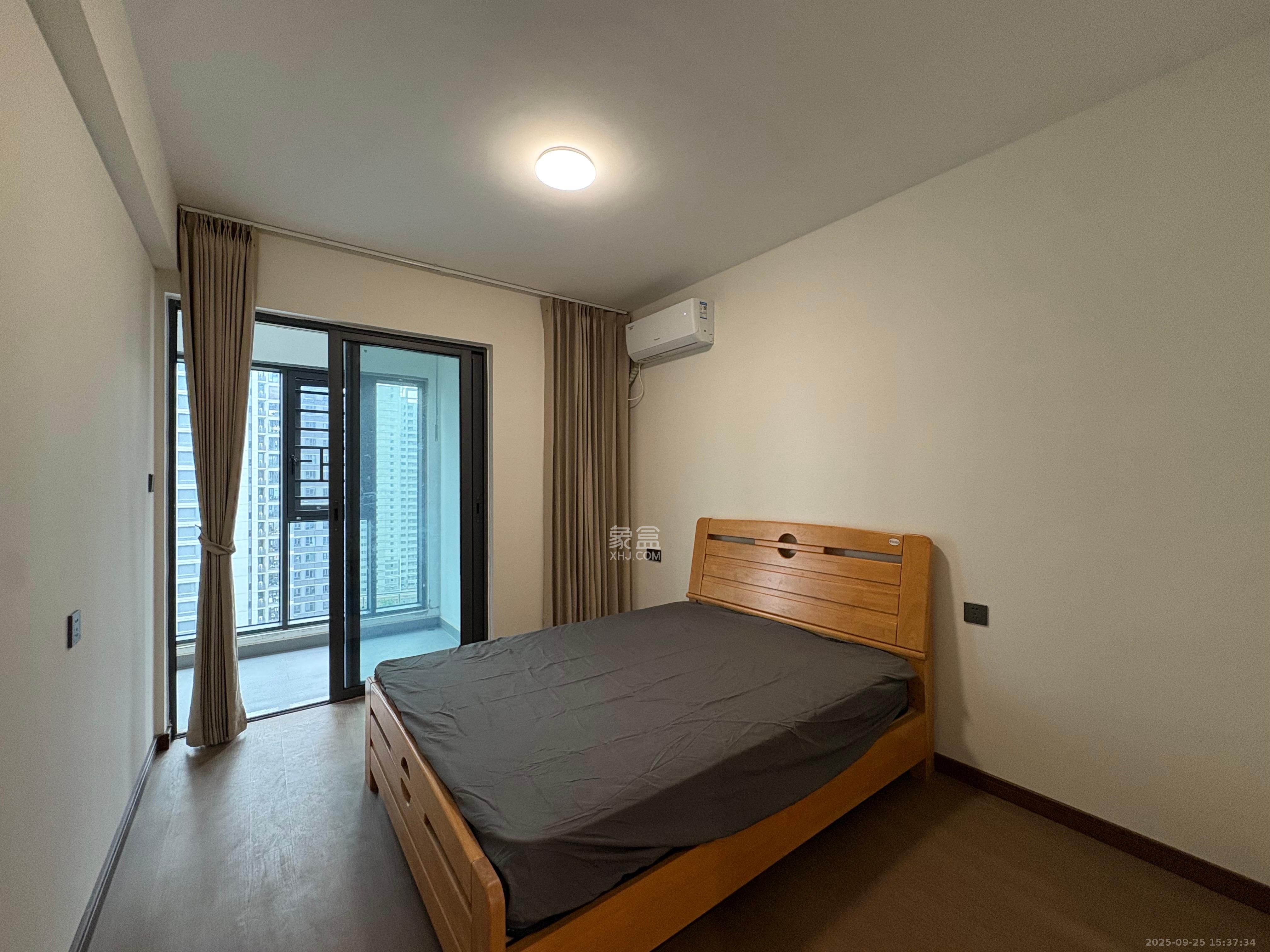 卓越洋湖晴翠 3室2厅2卫 3100.0元/月 卓越洋湖晴翠 3室2厅2卫 3100.0元/月室内图