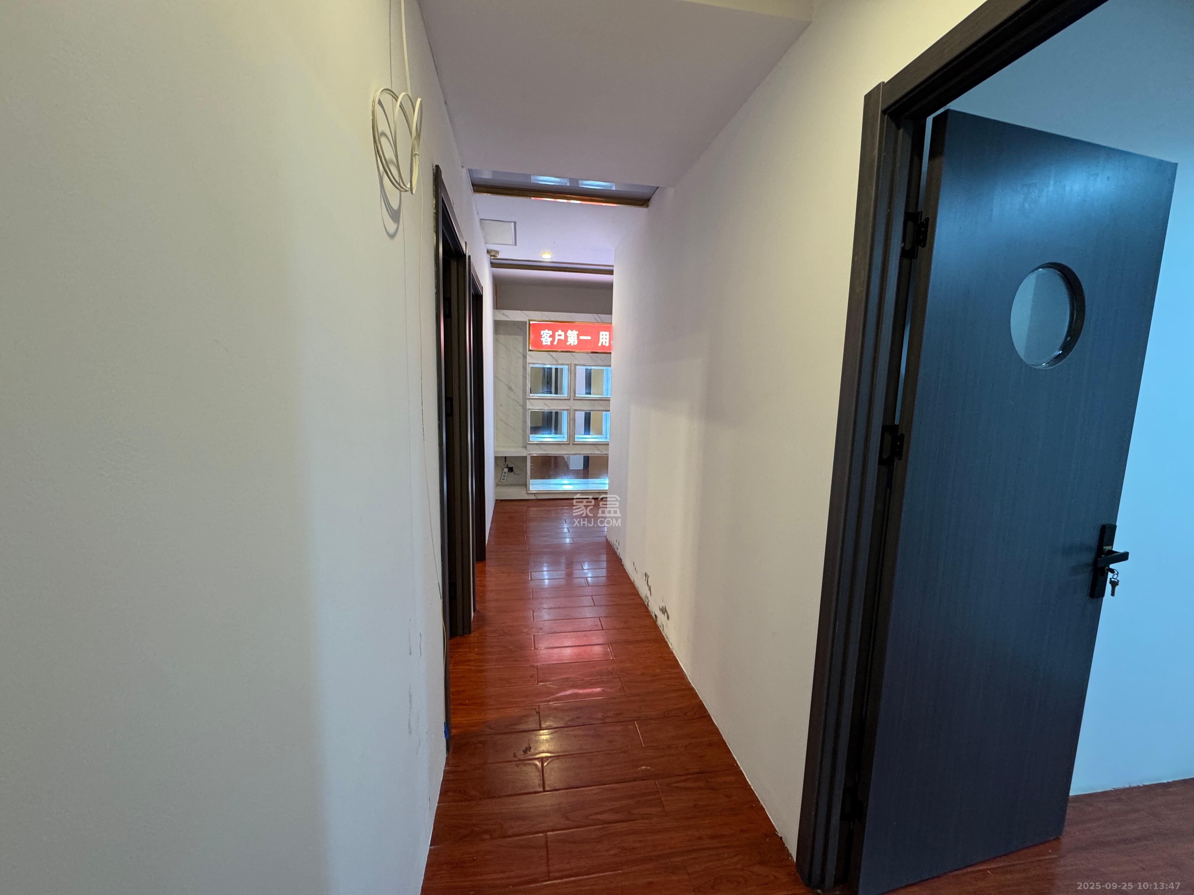 汇达国际公馆（汇达大厦）  8室2厅1卫    5000.0元/月室内图