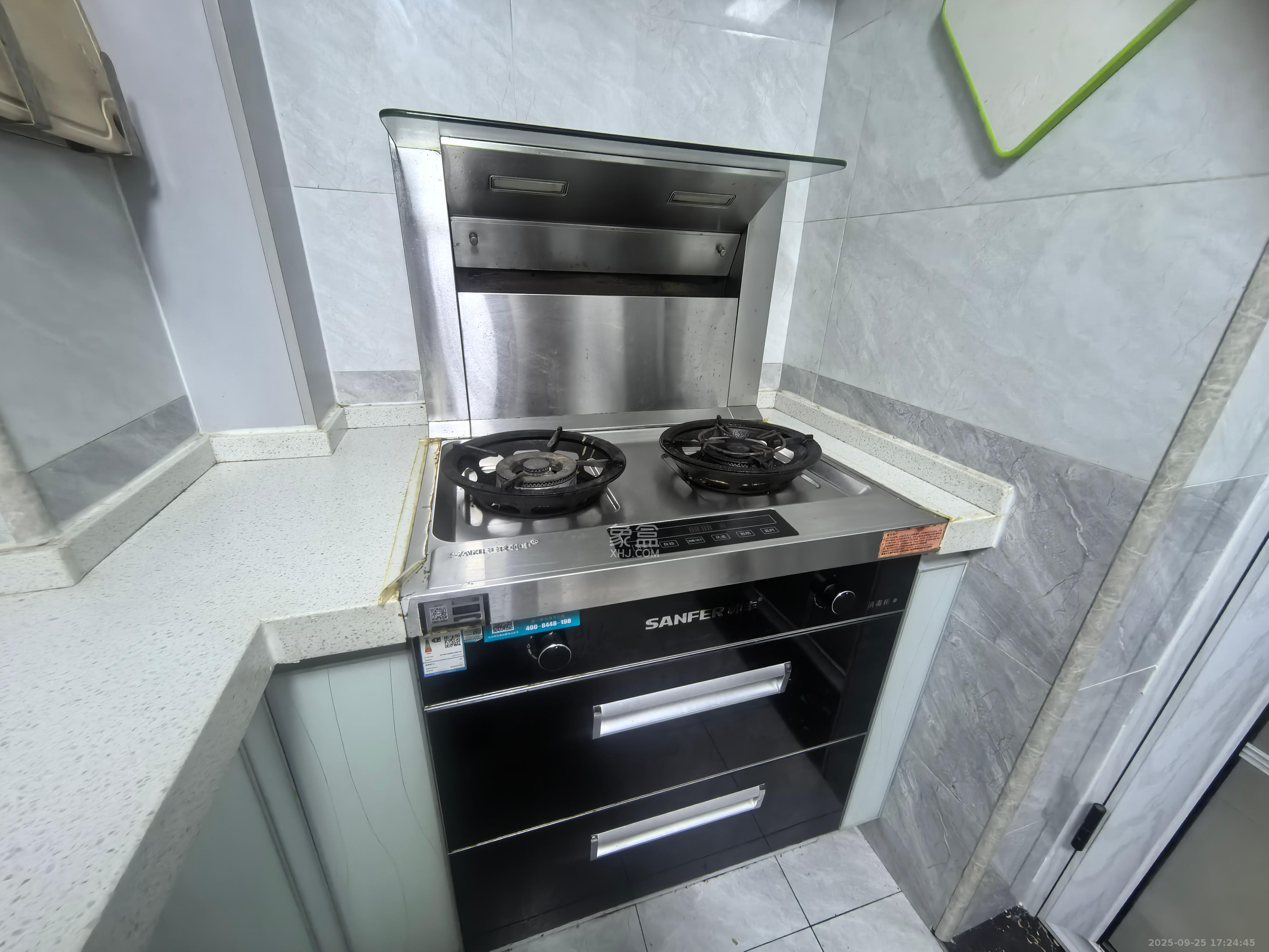 和庄  3室2厅2卫    2800.0元/月室内图