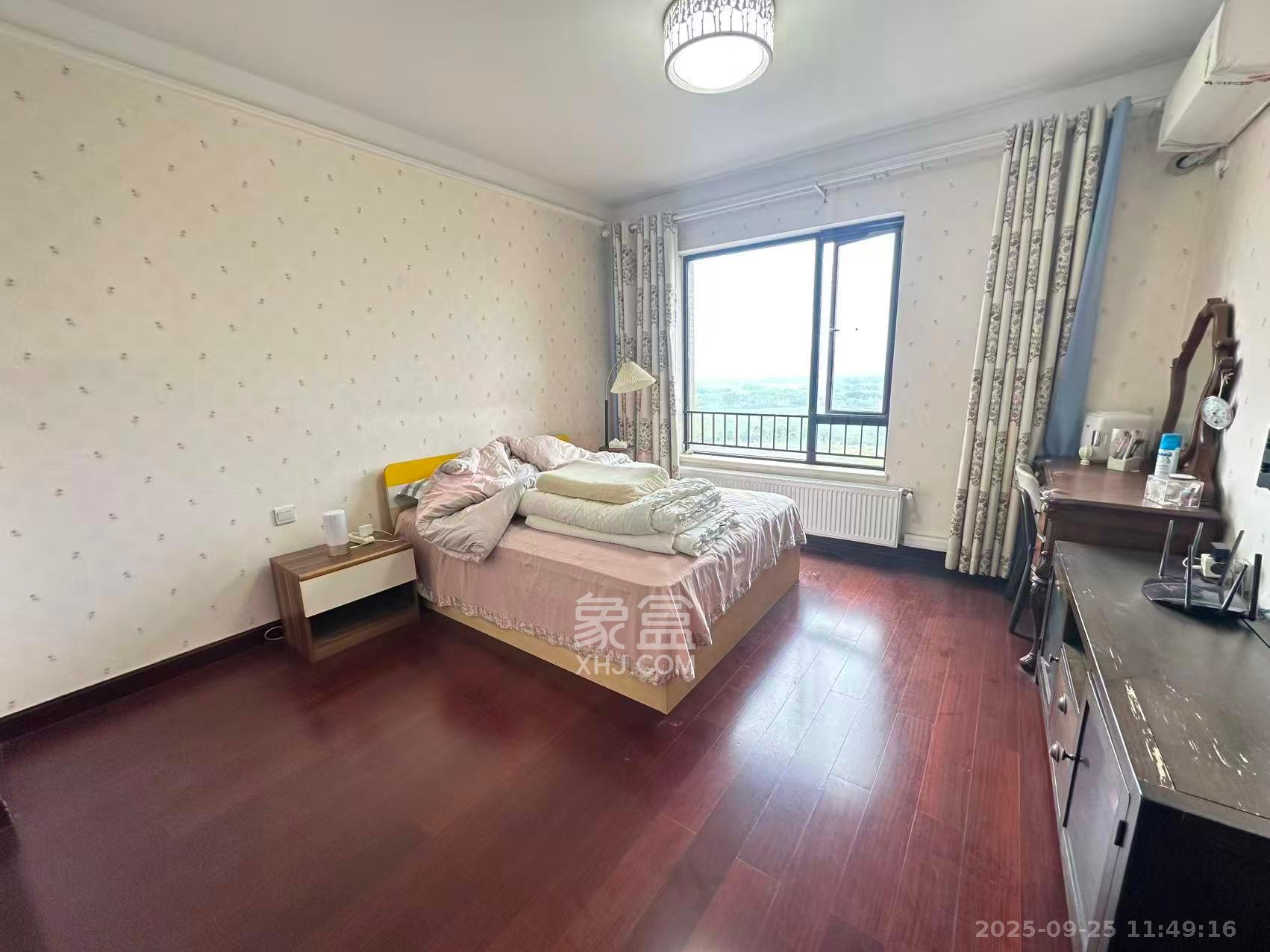 中海国际三期  1室2厅2卫    2600.0元/月室内图