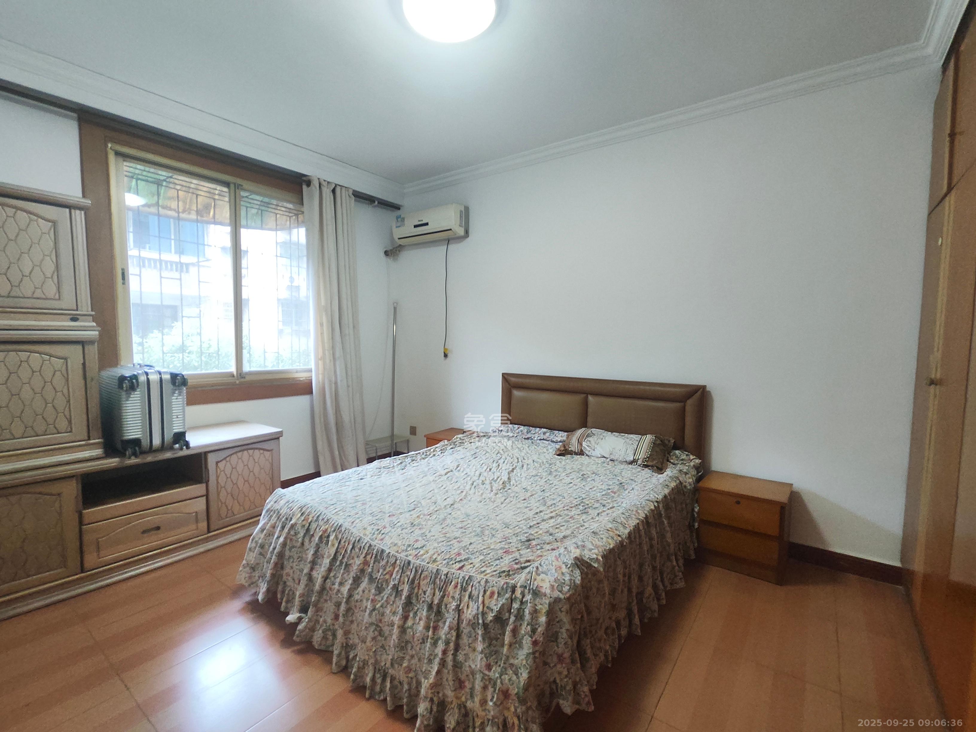曾家湾13号生活区（友谊集团公司宿舍）  2室1厅1卫   1500.00元/月室内图