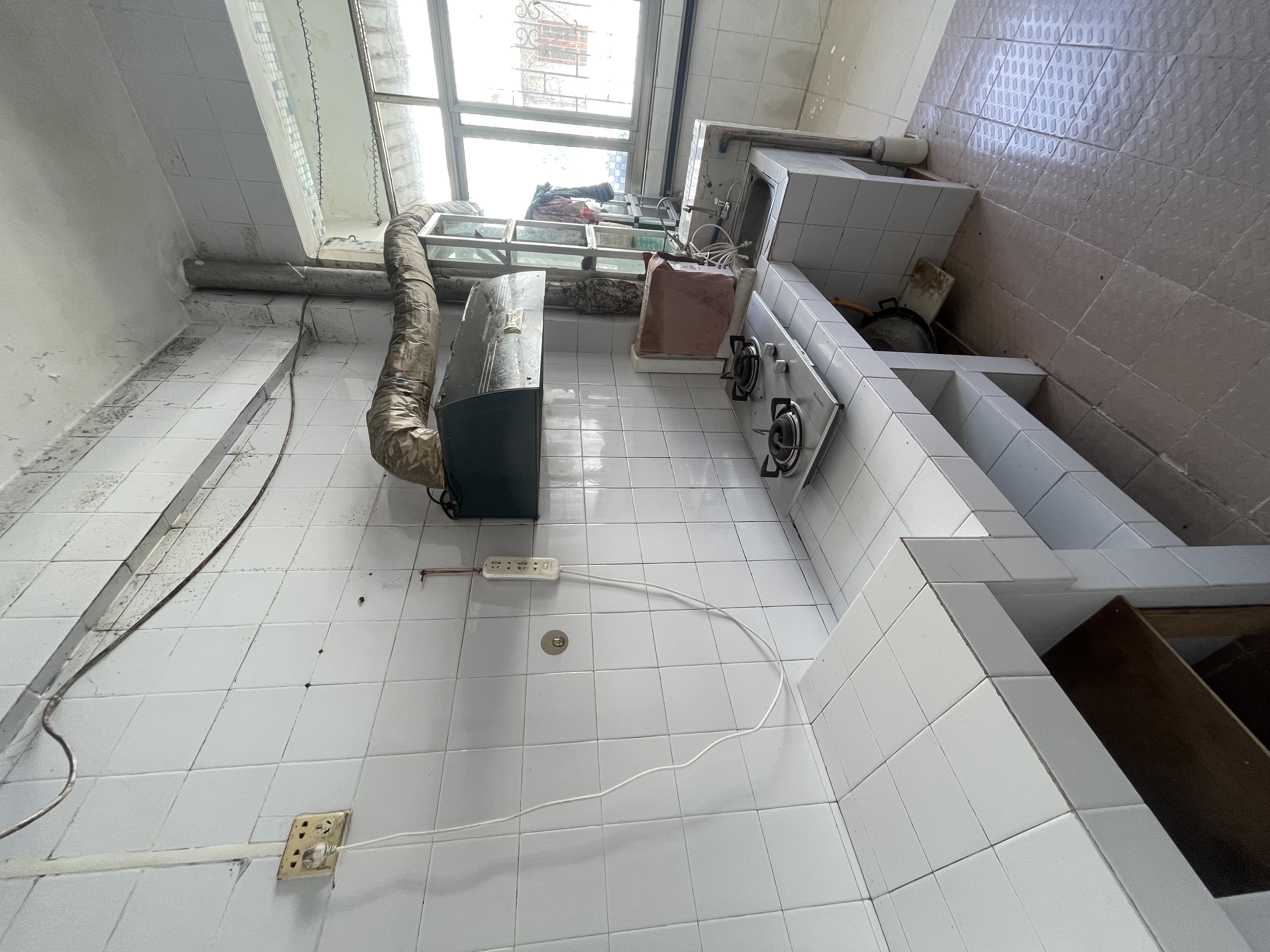 金鹿花园一期 3室2厅1卫 2000.0元/月 金鹿花园一期 3室2厅1卫 2000.0元/月室内图