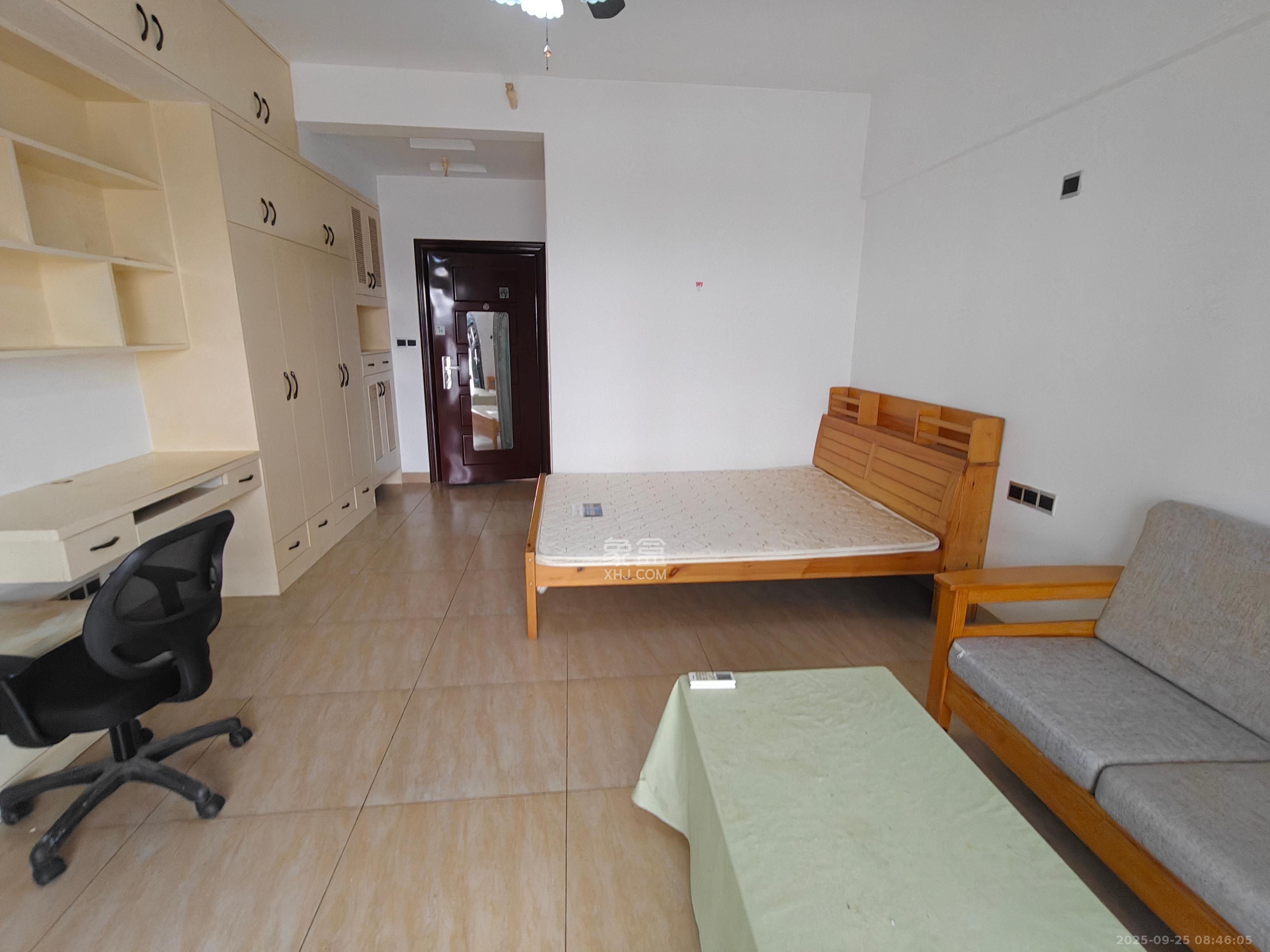 观湖公寓 1室1厅1卫 1600.0元/月 观湖公寓 1室1厅1卫 1600.0元/月室内图