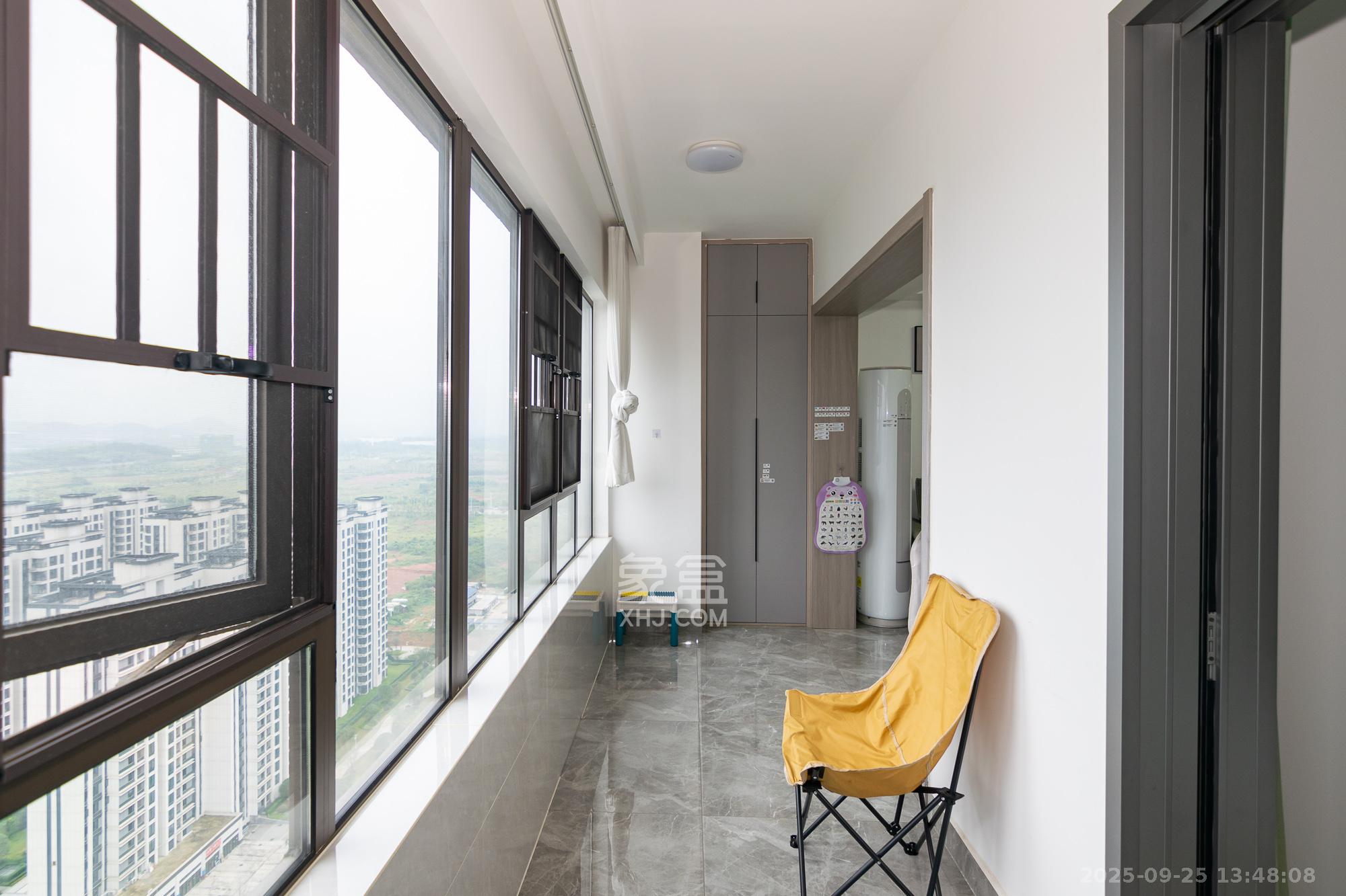 澳海文澜府 3室2厅2卫 89.0万 澳海文澜府 3室2厅2卫 89.0万阳台