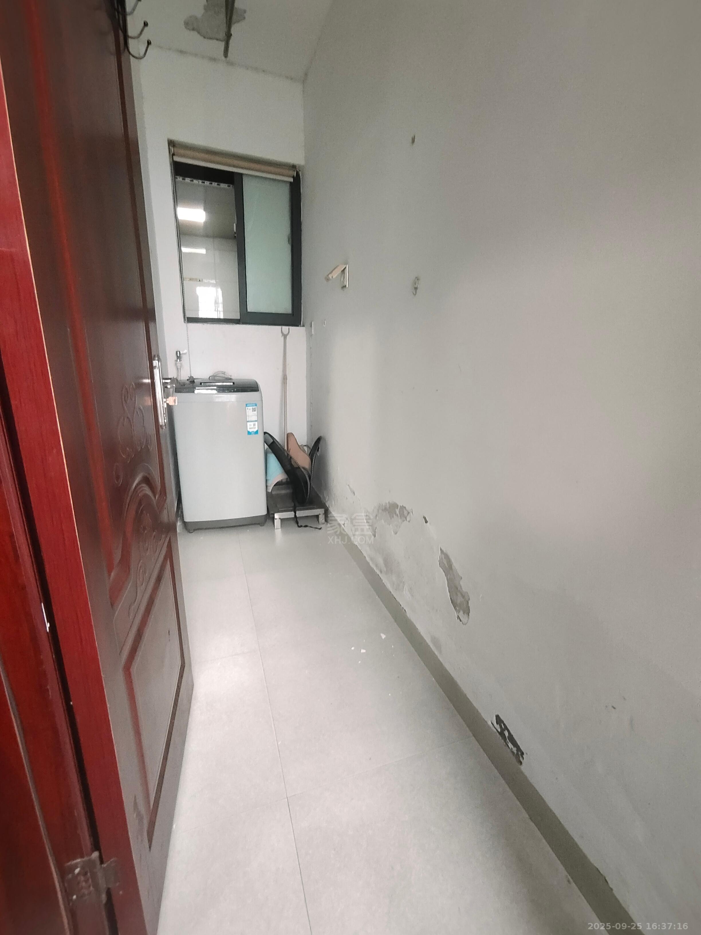 阳光新城 1室1厅1卫 800.0元/月 阳光新城 1室1厅1卫 800.0元/月室内图