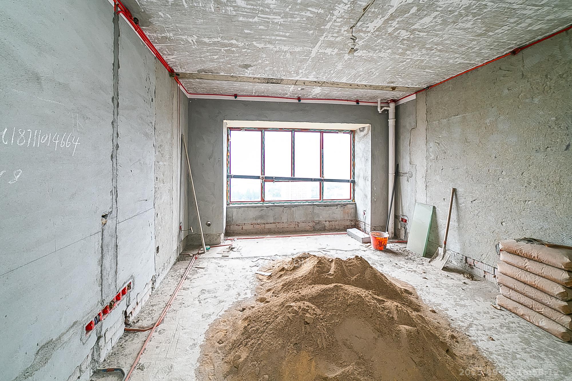 天鸿天府(天鸿中央大院)  3室2厅1卫    105.0万 天鸿天府(天鸿中央大院)  3室2厅1卫    105.0万客厅