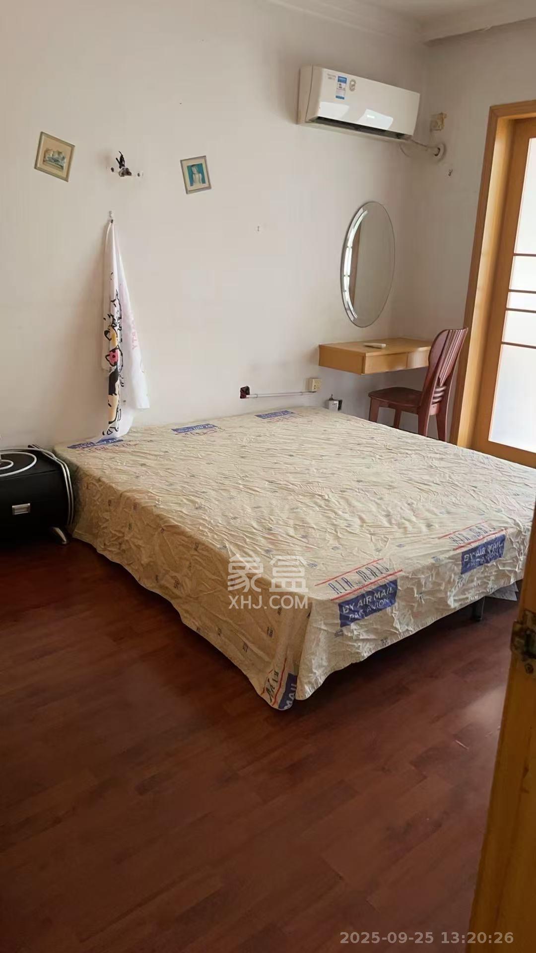 恒达花园  4室2厅2卫    2600.0元/月室内图