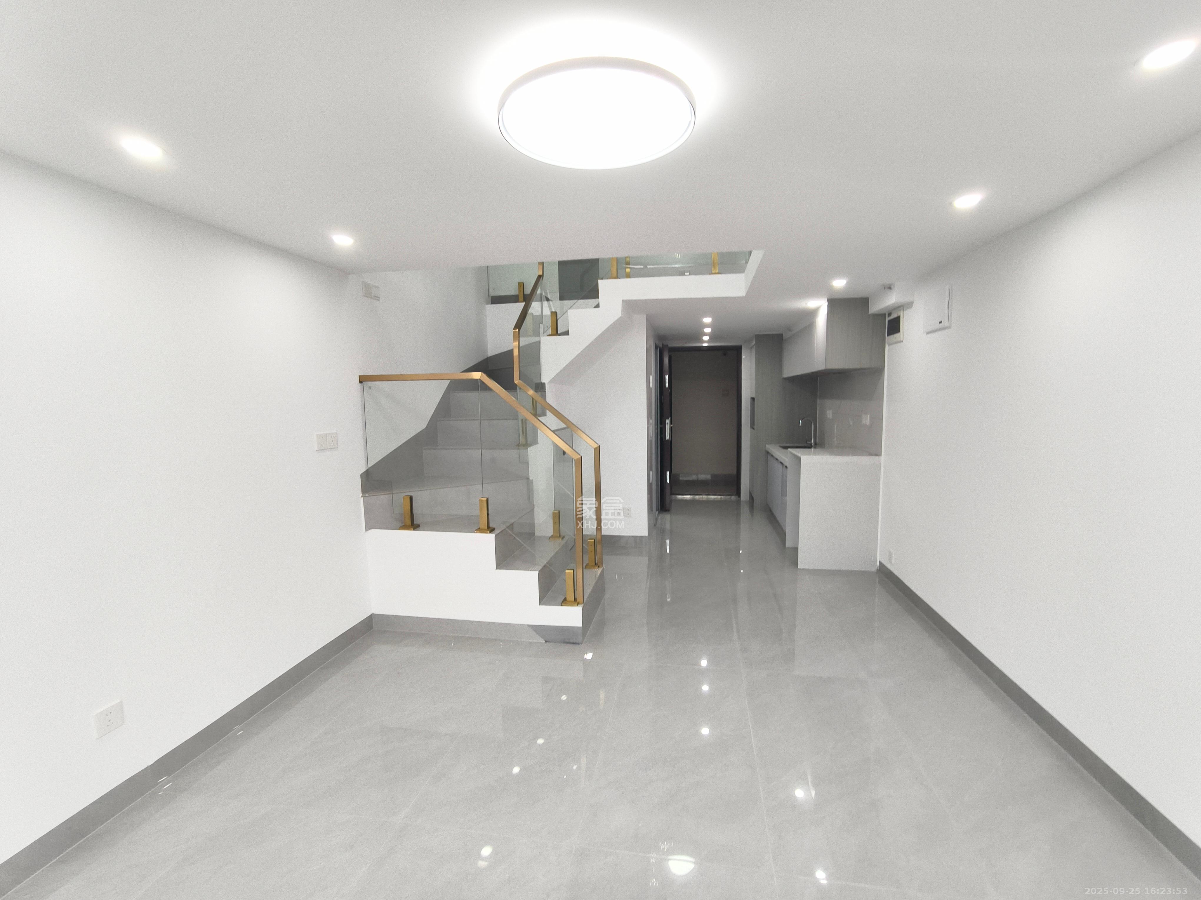 梅溪悦章 2室1厅1卫 2600.0元/月 梅溪悦章 2室1厅1卫 2600.0元/月室内图