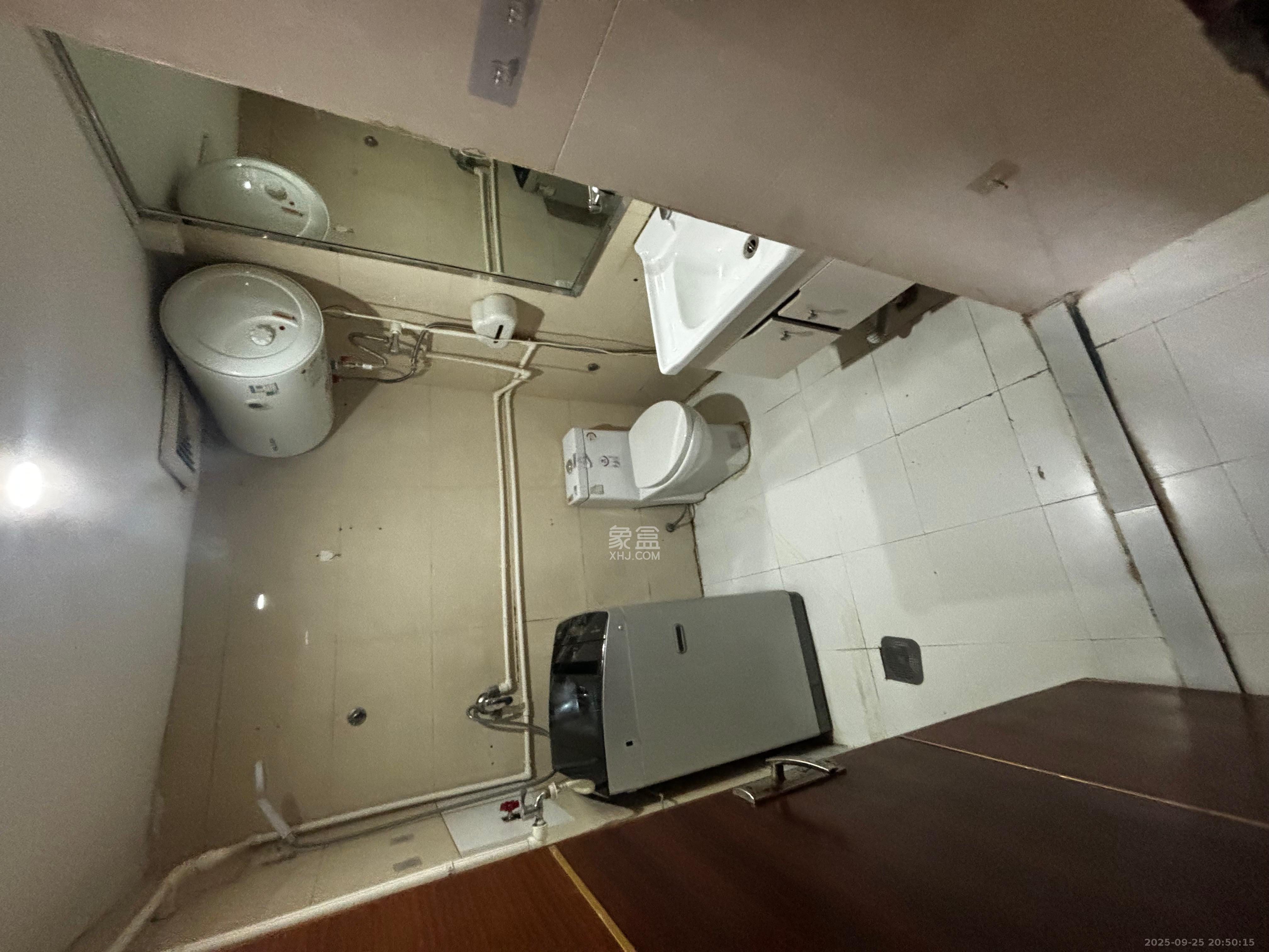 万科金域华府一期  1室1厅1卫    1400.0元/月室内图