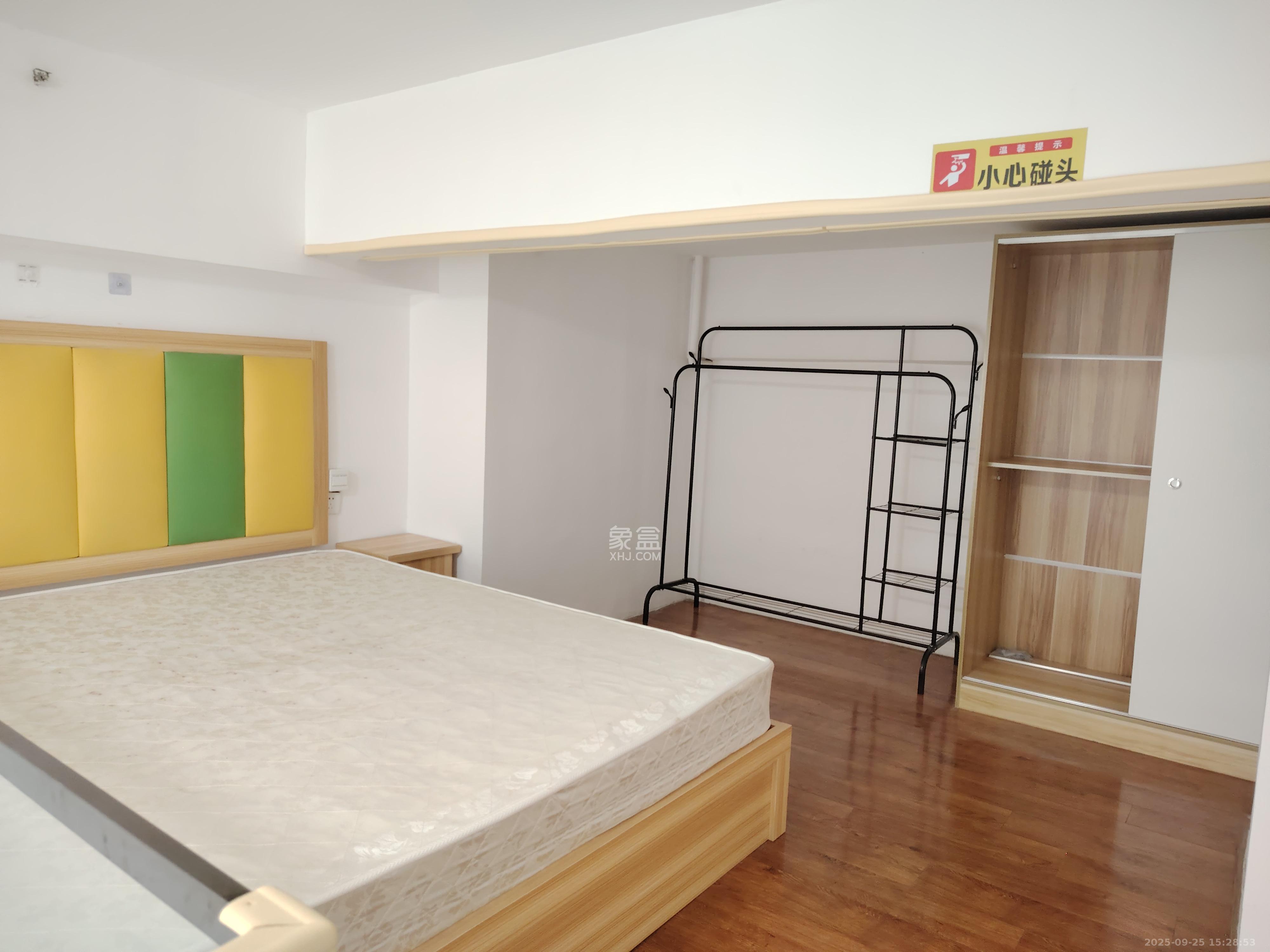 兰亭湾畔 1室1厅1卫 1500.0元/月 兰亭湾畔 1室1厅1卫 1500.0元/月室内图