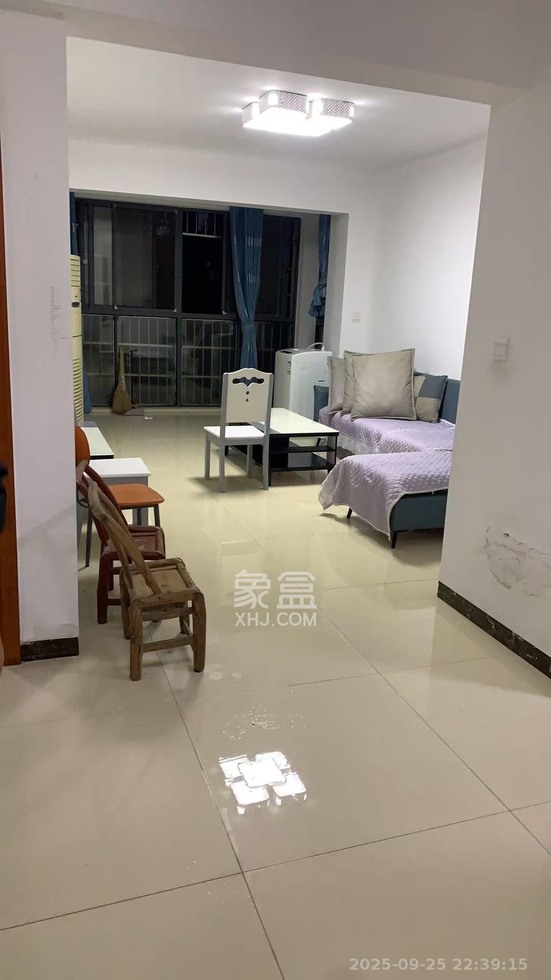 和润园一、二期 1室0厅0卫 1700.0元/月 和润园一、二期 1室0厅0卫 1700.0元/月室内图