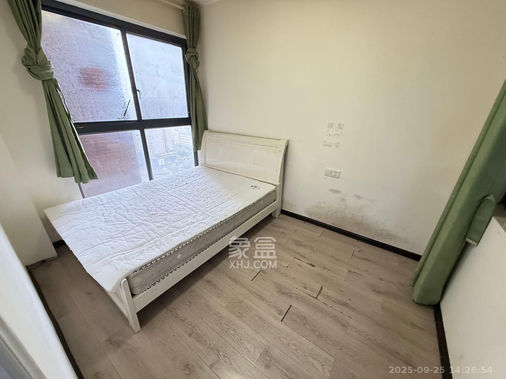 半山壹号 3室2厅2卫 2500.0元/月 半山壹号 3室2厅2卫 2500.0元/月室内图