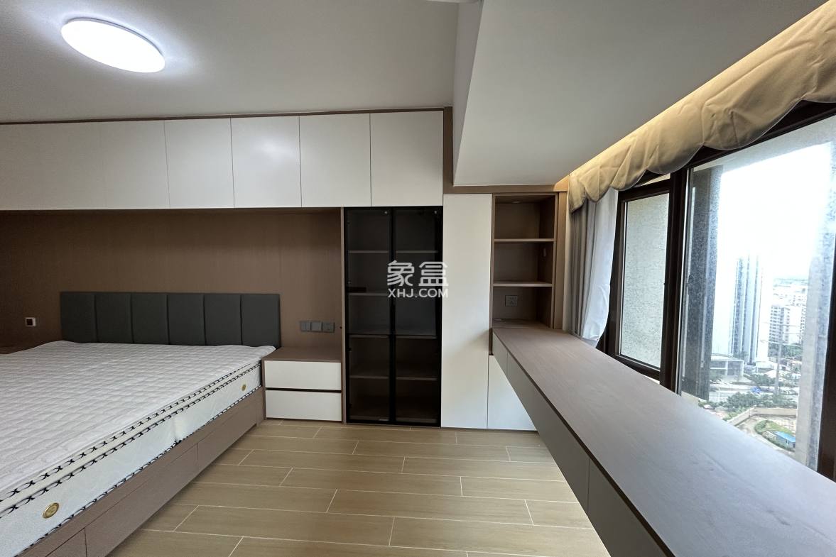 海航豪庭南苑  1室1厅2卫    3600.0元/月 海航豪庭南苑  1室1厅2卫    3600.0元/月室内图