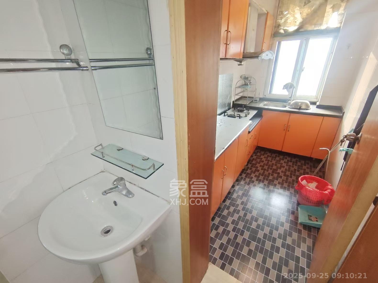 新开铺176号（环线拆迁指挥部）  3室1厅1卫    1600.0元/月室内图