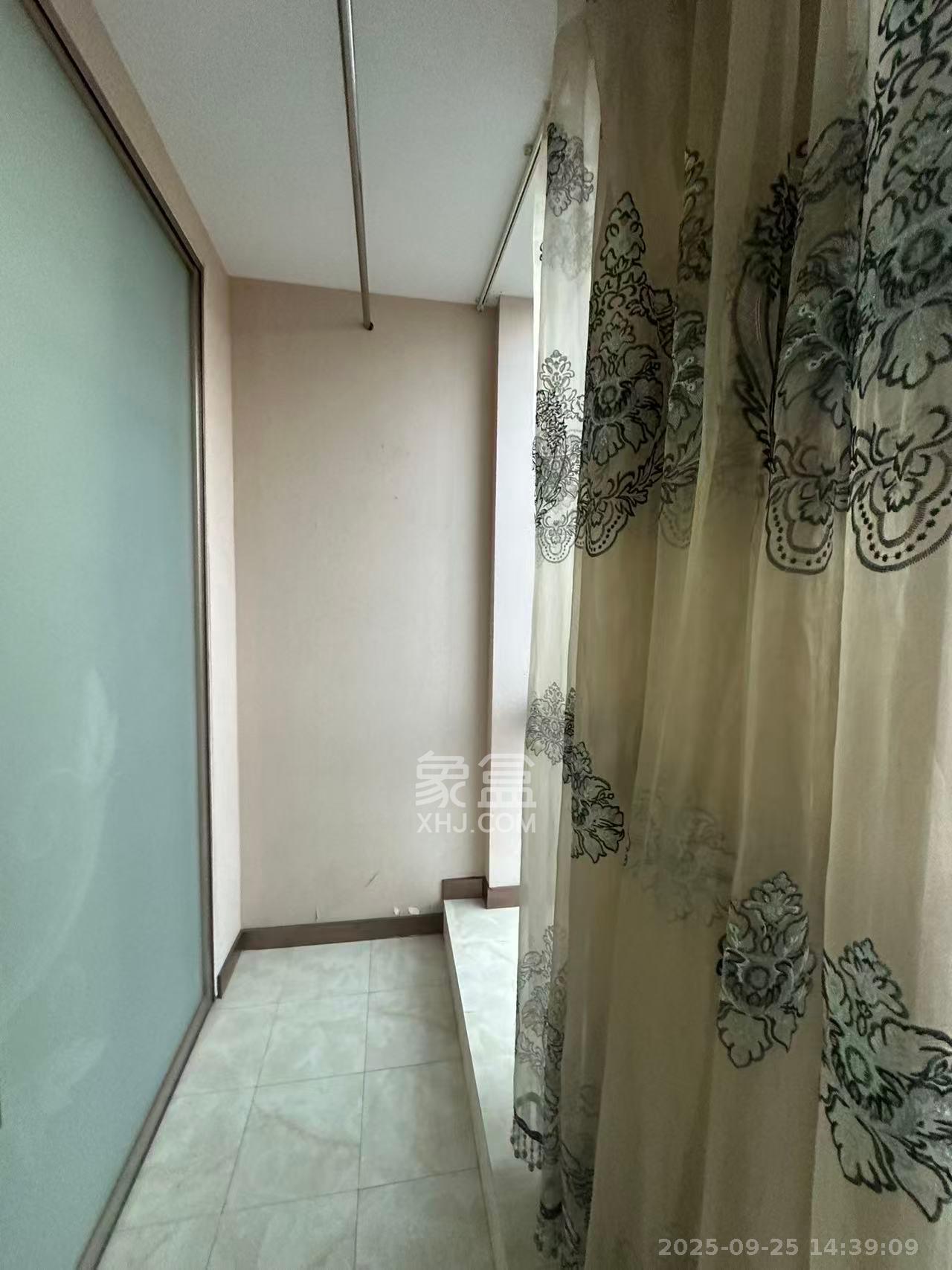 宇成朝阳广场 1室1厅1卫 1800.0元/月 宇成朝阳广场 1室1厅1卫 1800.0元/月室内图