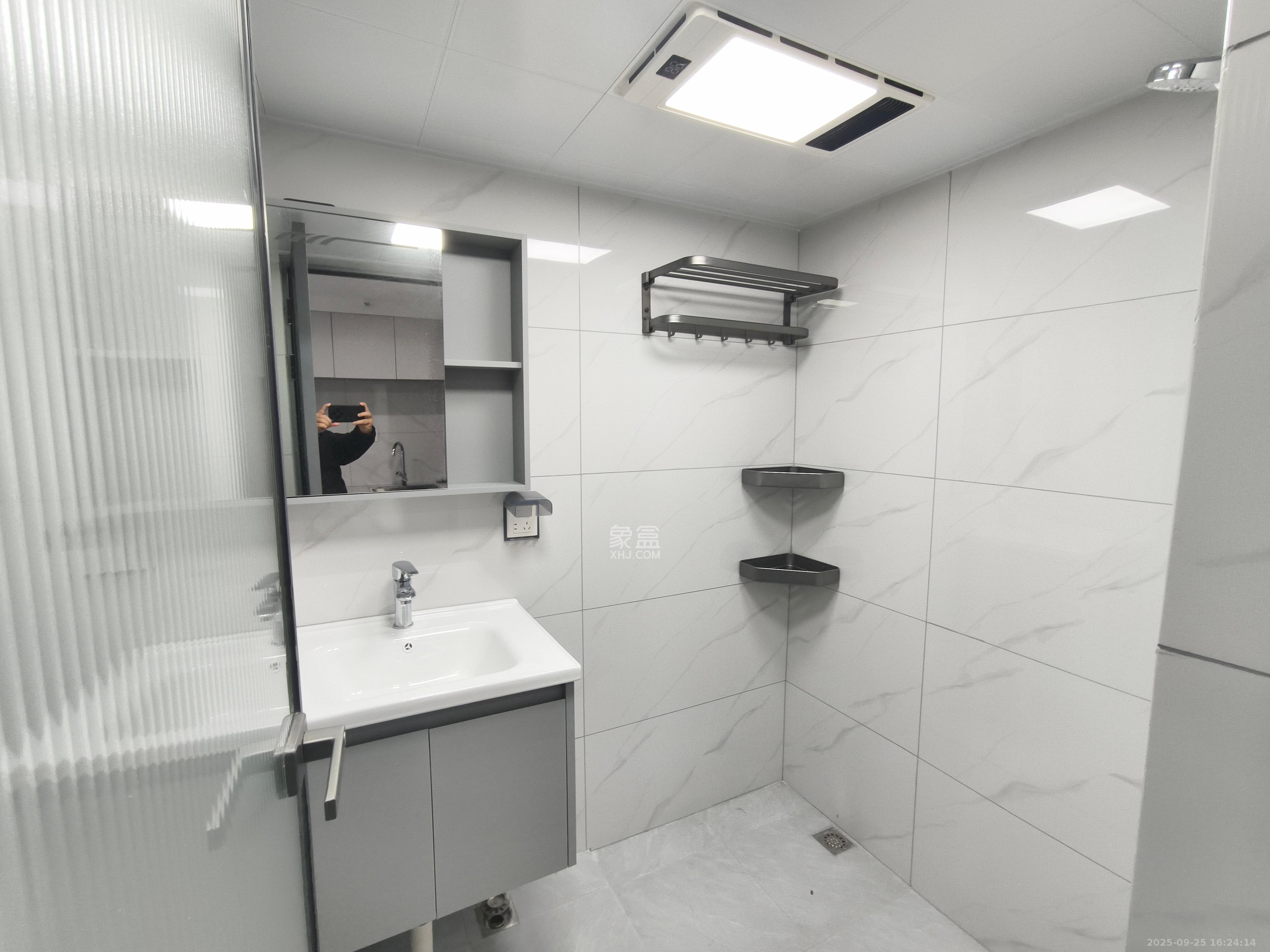 梅溪悦章 2室1厅1卫 2600.0元/月 梅溪悦章 2室1厅1卫 2600.0元/月室内图