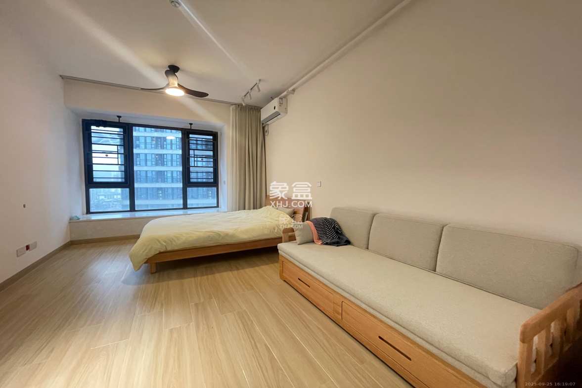 明昇壹城(明昇时代广场)三期 1室1厅1卫 1700.0元/月 明昇壹城(明昇时代广场)三期 1室1厅1卫 1700.0元/月室内图