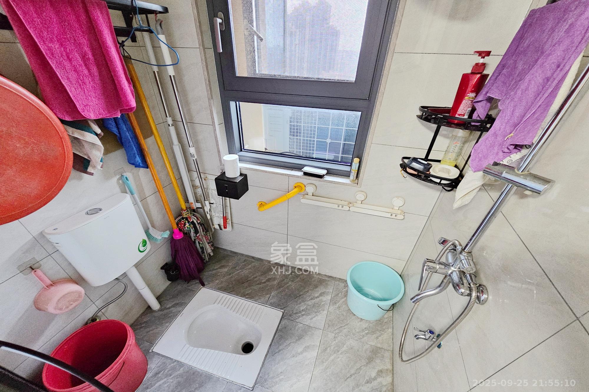 长房东旭国际 4室2厅2卫 192.0万 长房东旭国际 4室2厅2卫 192.0万其他